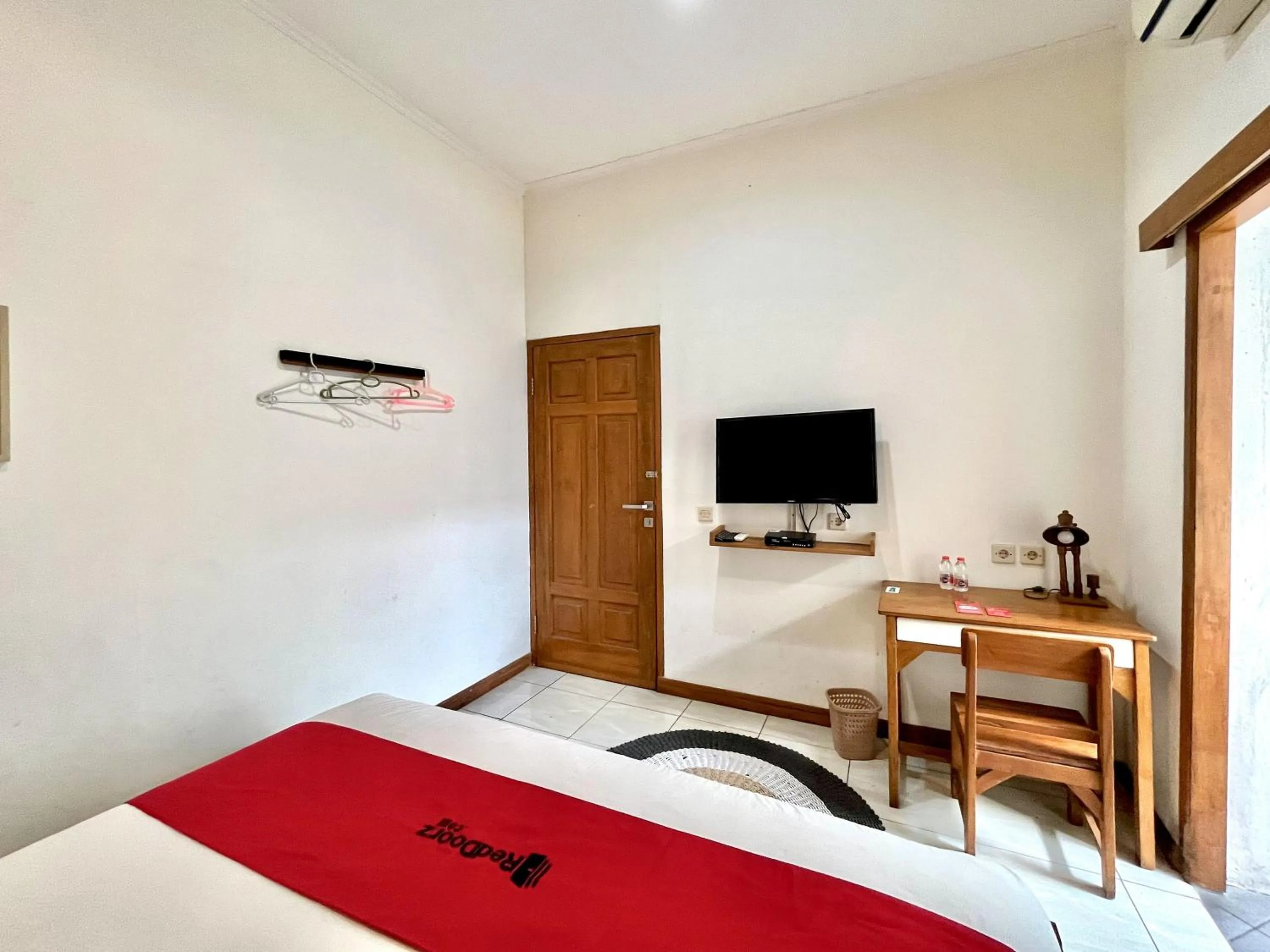 Bedroom, Bed in Capital O 3461 Mystays