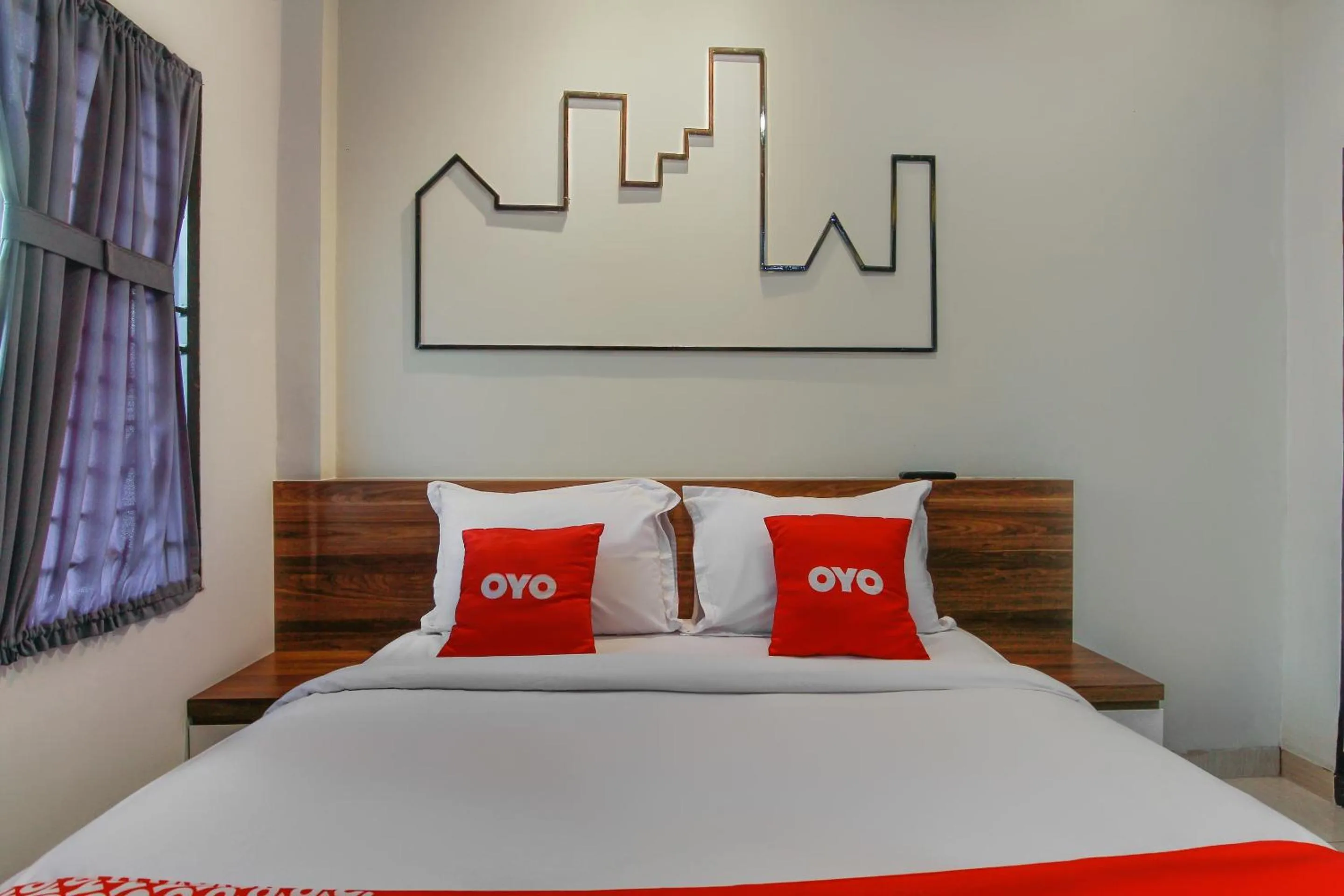 Bedroom, Bed in Capital O 3476 Millenium Inn