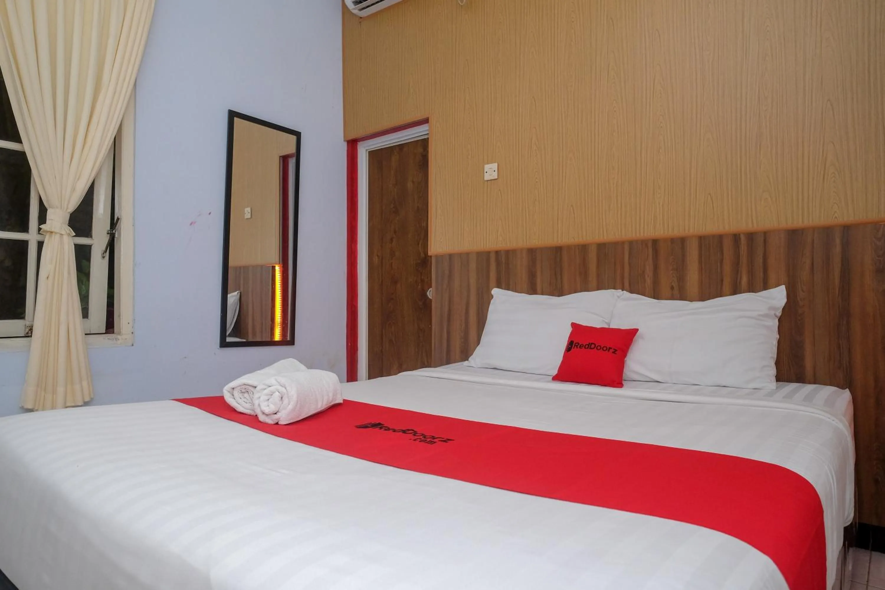 Bed in RedDoorz At Pondok Eyang Obi Sleman