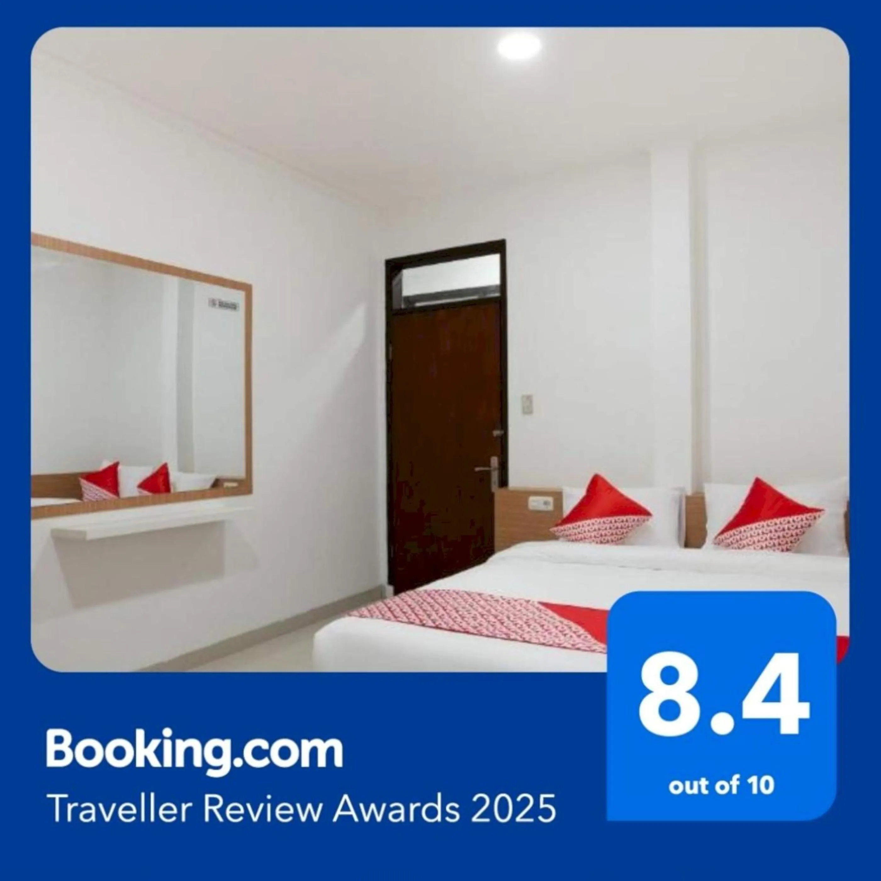 Photo of the whole room, Bed in Hotel O Hegarbudhi Residence