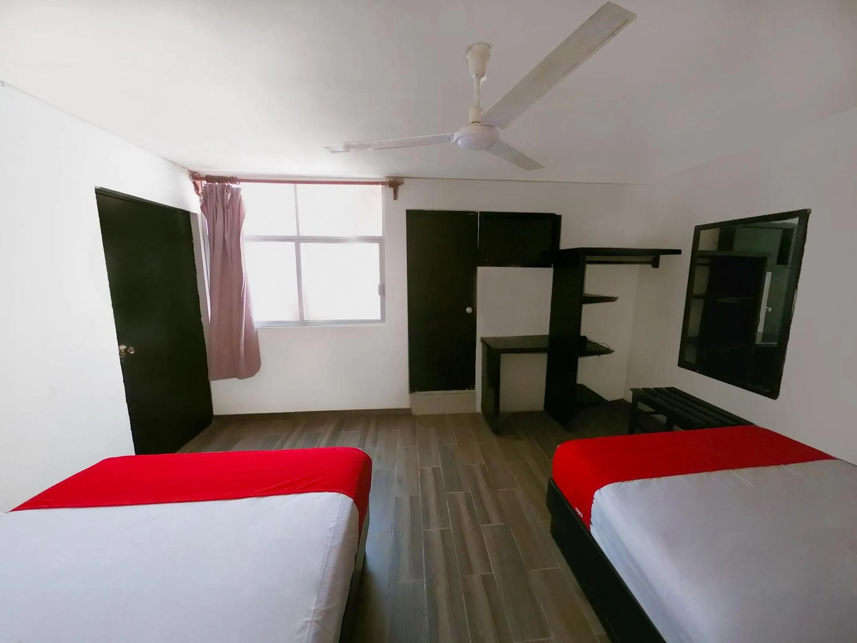 Bedroom in OYO Hotel Plata,Fresnillo, Zacatecas