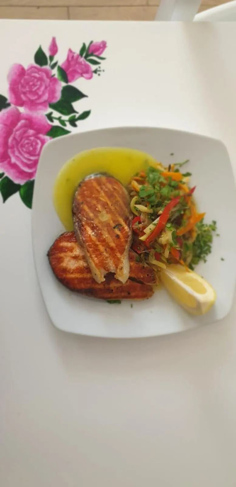 Restaurant/places to eat in HOTEL HO2 POIANA MARULUI