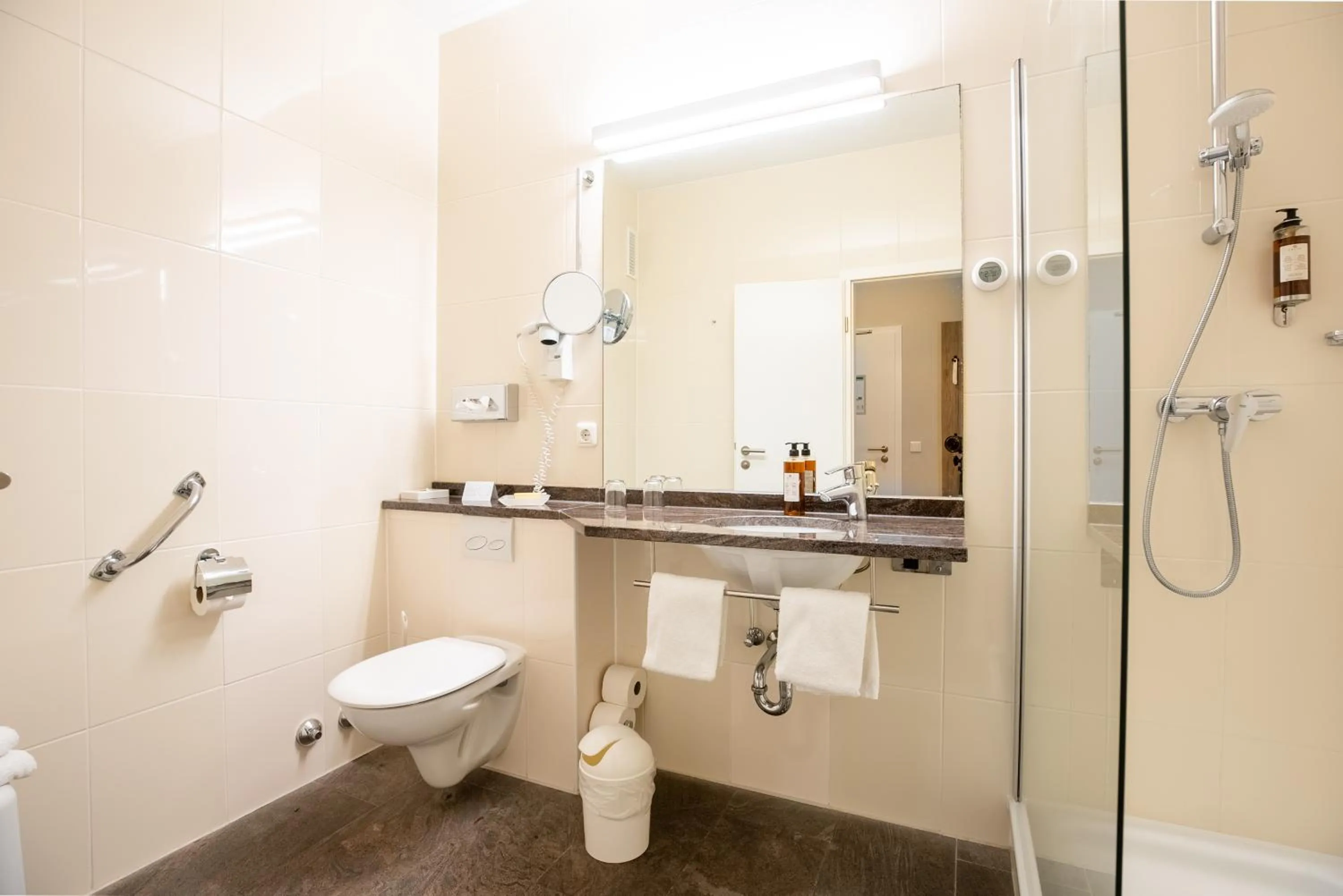 Bathroom in Hotel Wehrburg