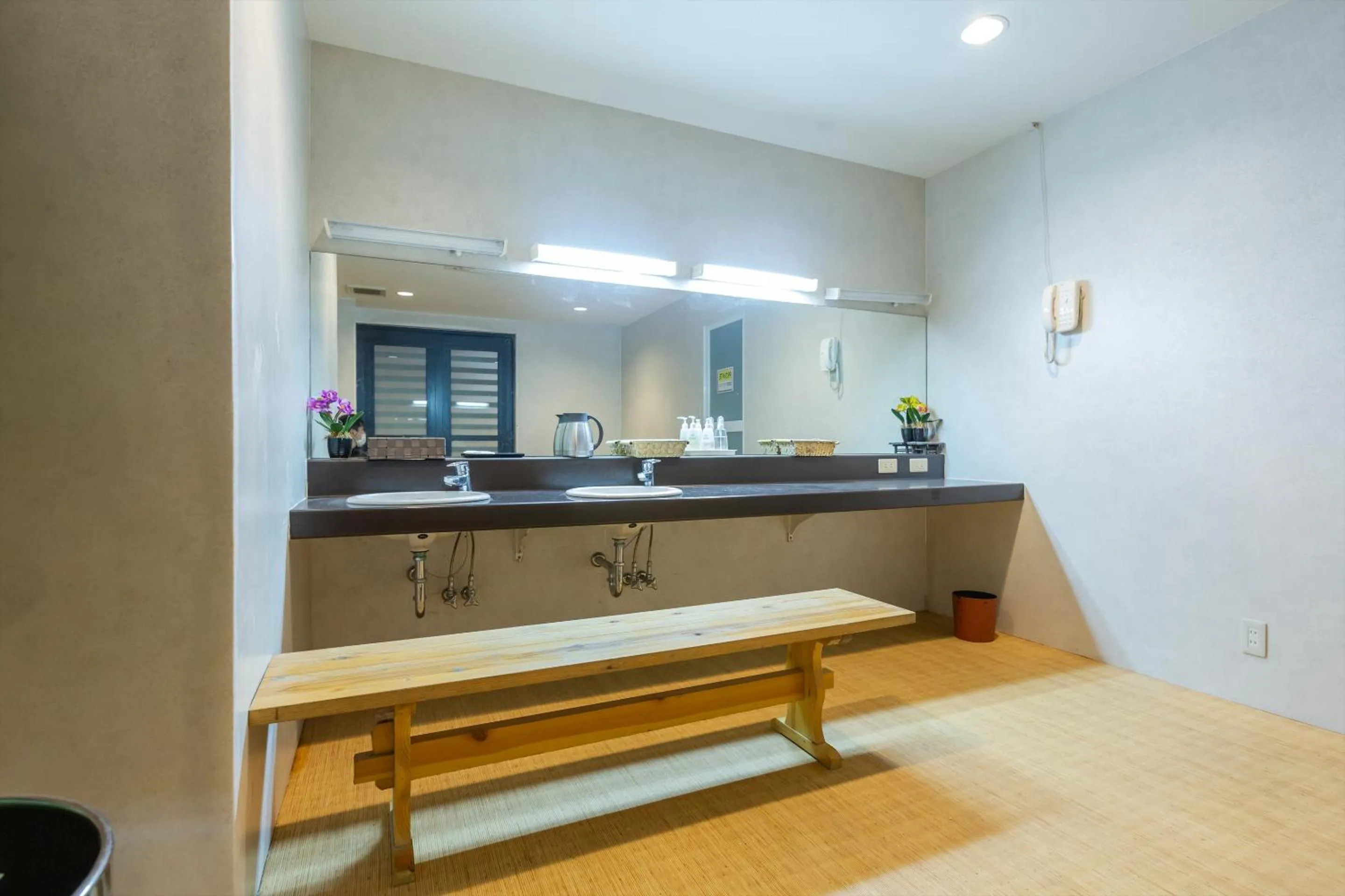 Hot Spring Bath, Bathroom in Tabist Spa Yubara Okayama Yubaraonsen