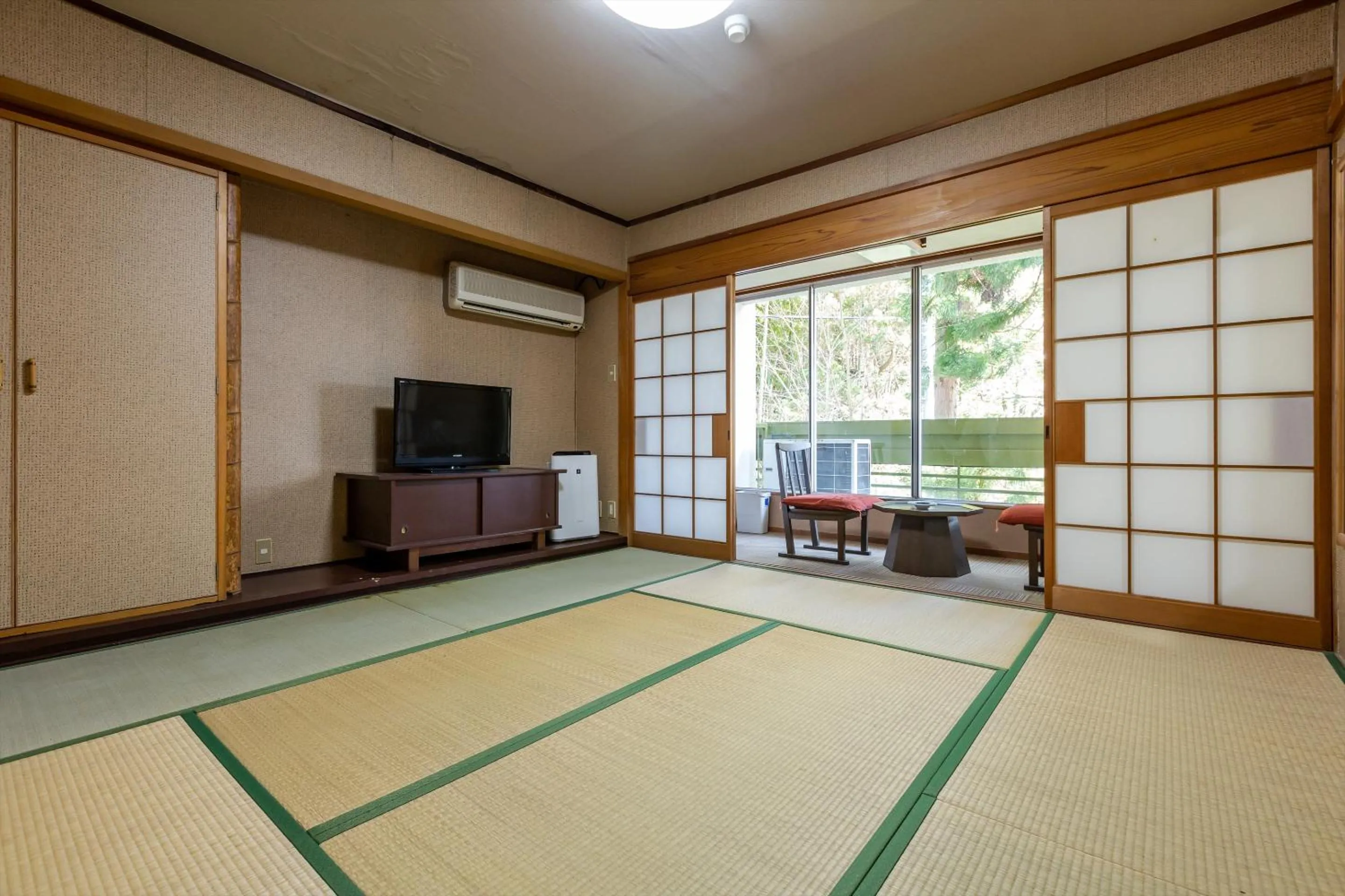 Photo of the whole room, TV/Entertainment Center in Tabist Spa Yubara Okayama Yubaraonsen