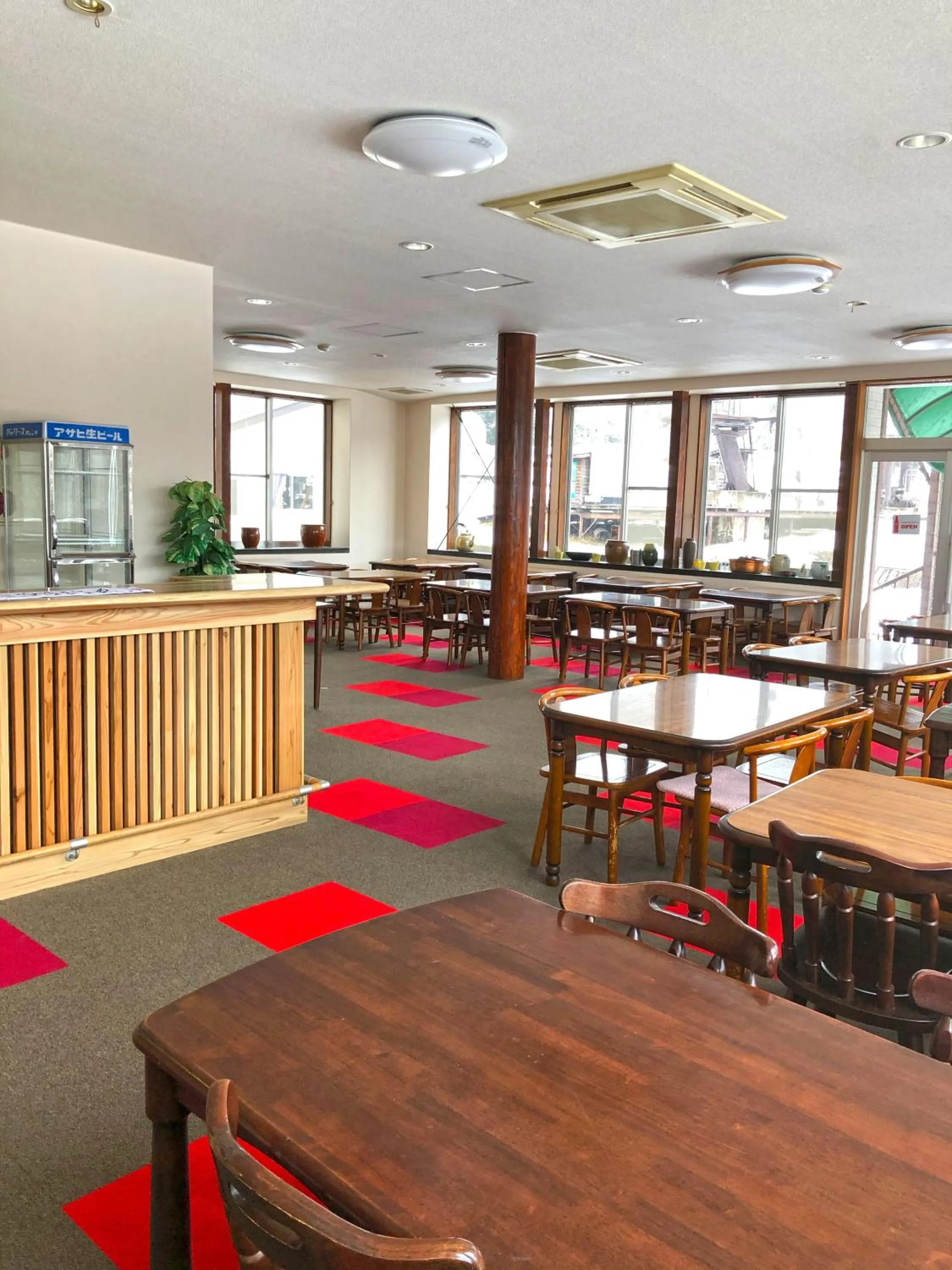 Lounge or bar in Red Fox Lodge Myoko