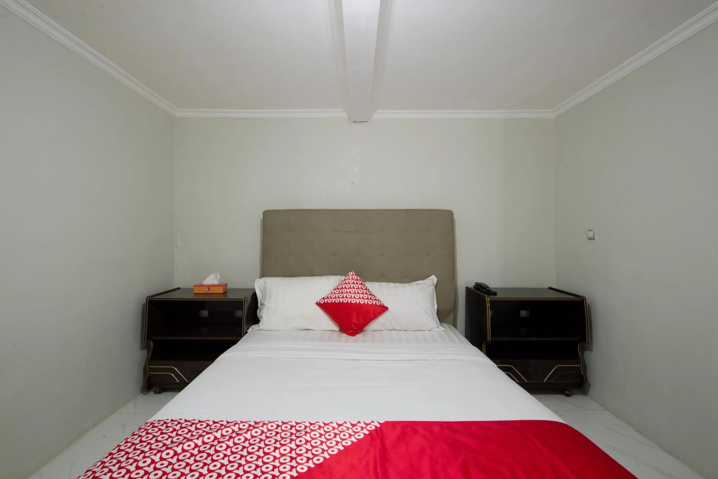 Bedroom, Bed in Capital O 3359 Pondok Wisata Jaden Trawas Mojokerto