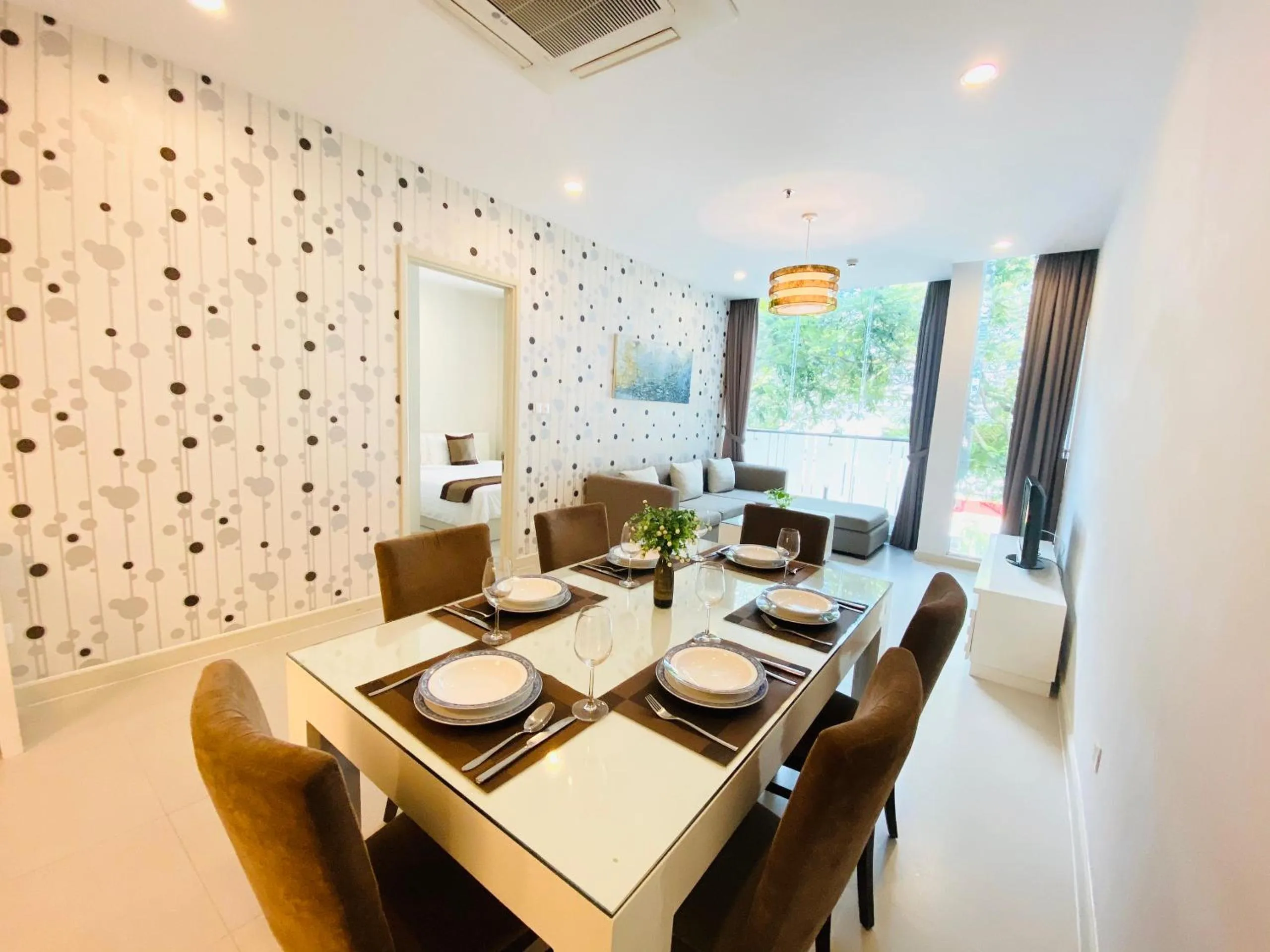 Seating area in GLENWOOD APARTMENT