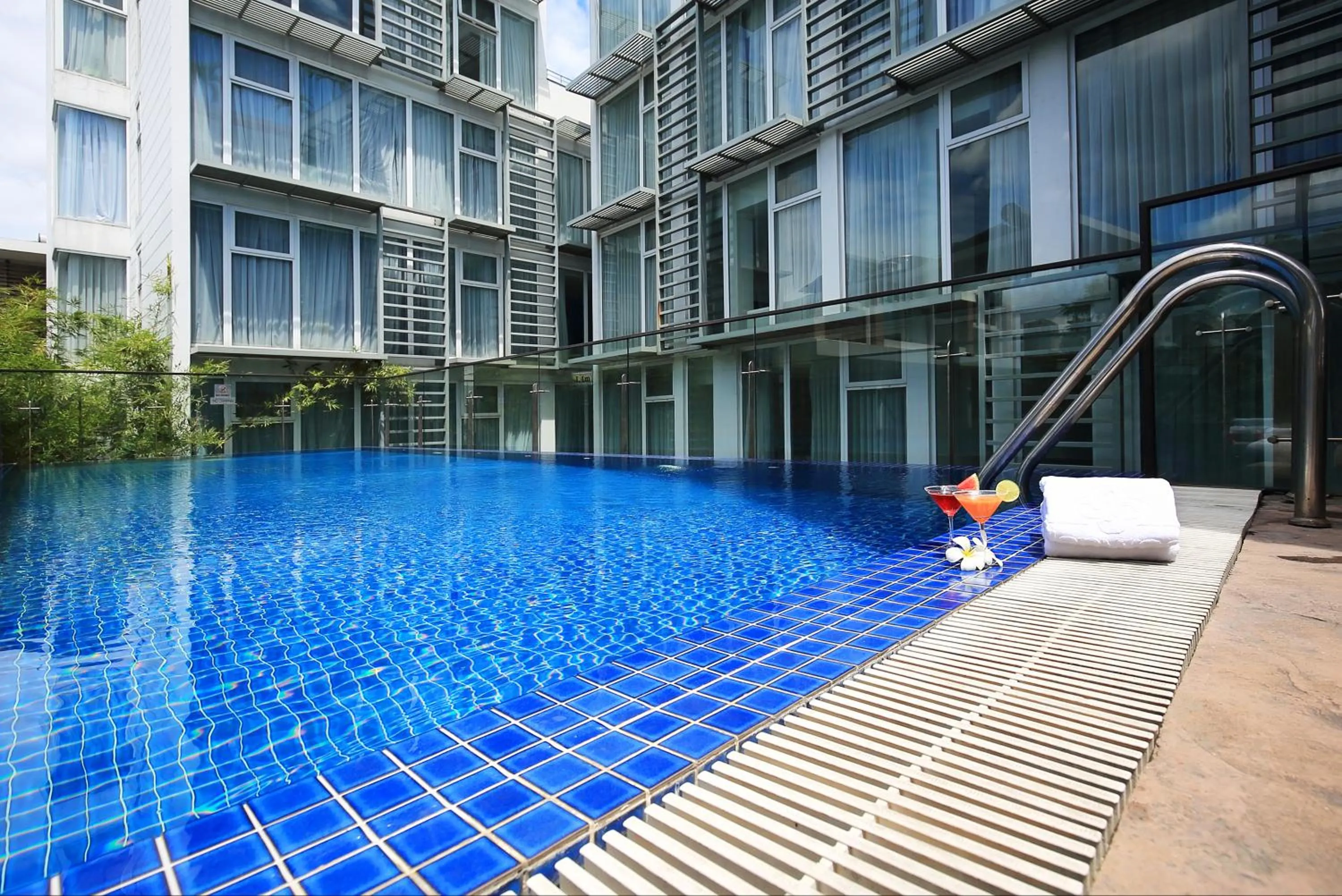 Property building in GLENWOOD APARTMENT