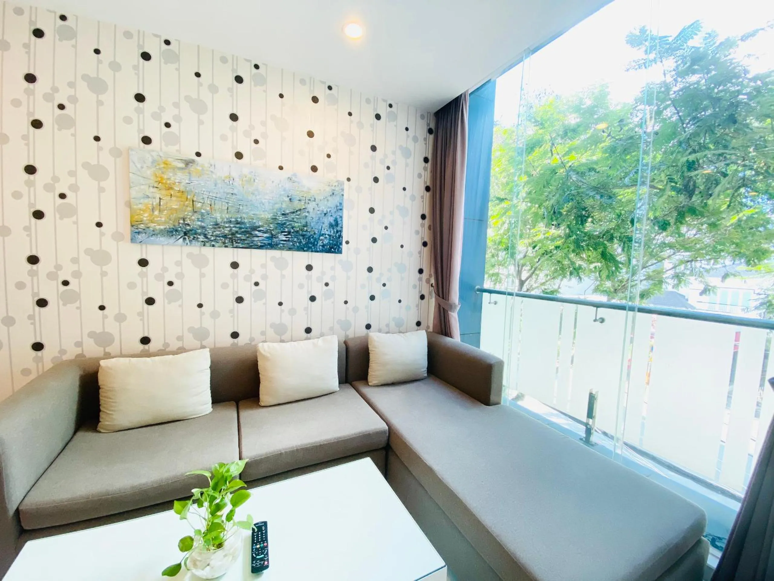 Living room in GLENWOOD APARTMENT