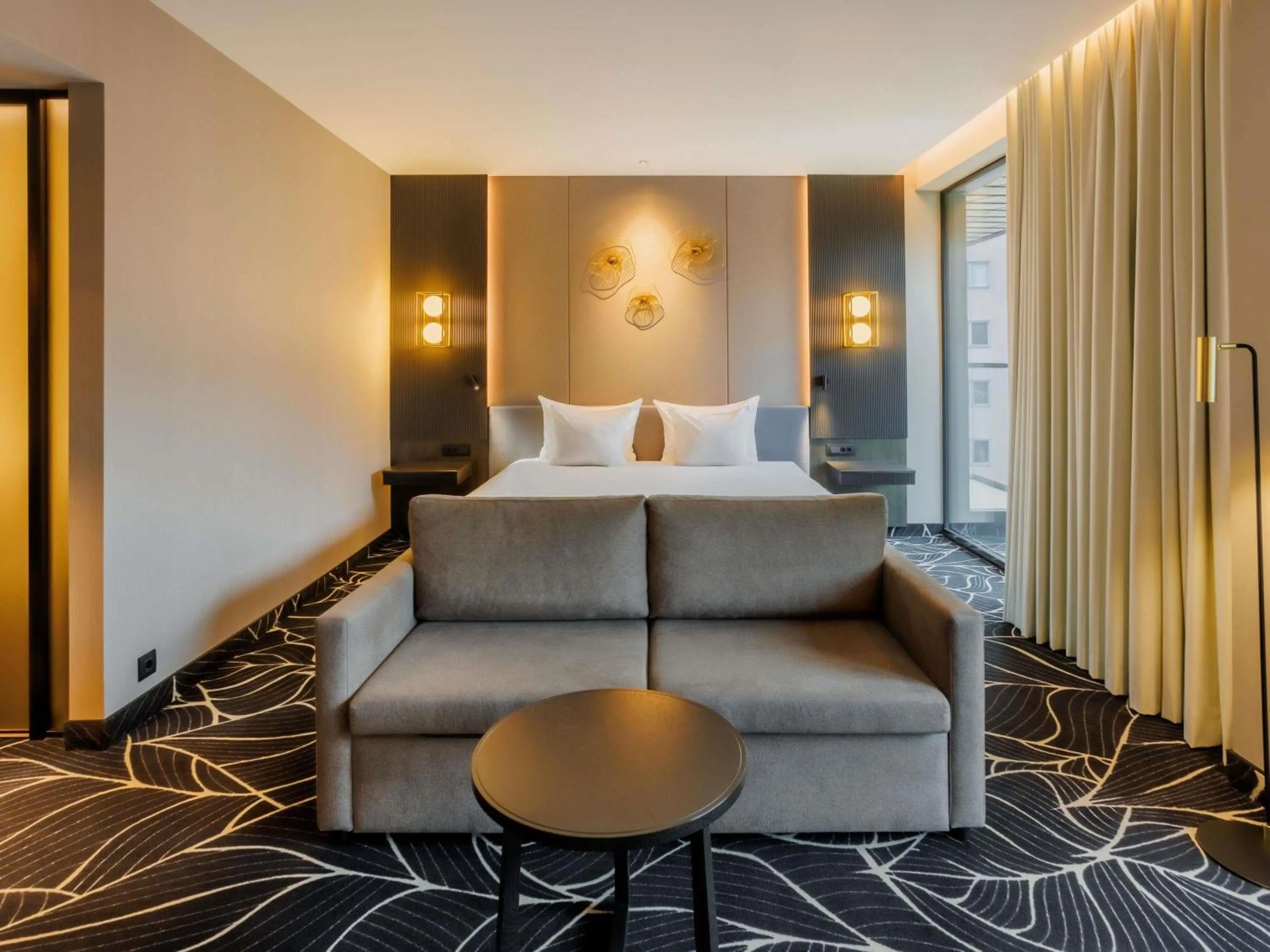 Bedroom, Bed in Movenpick Hotel Tallinn