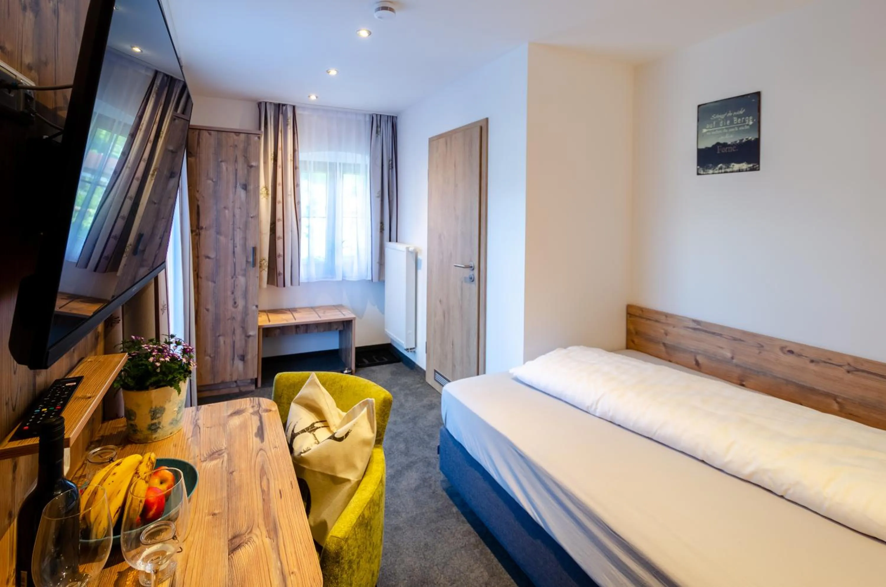 Bed in Gasthof Messerschmied