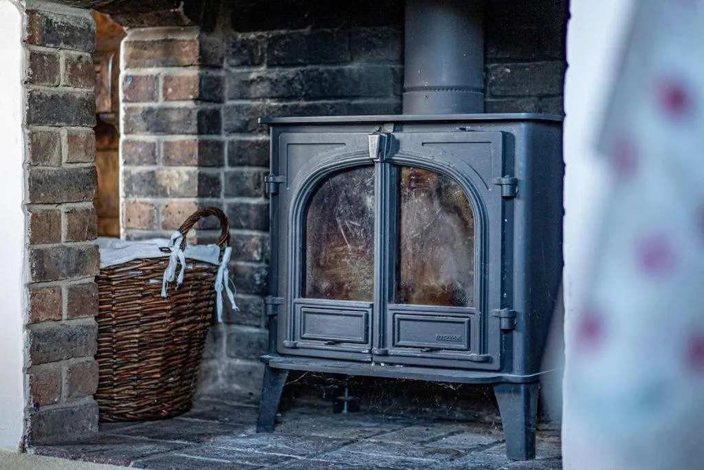 Property building in Cleaver Cottage