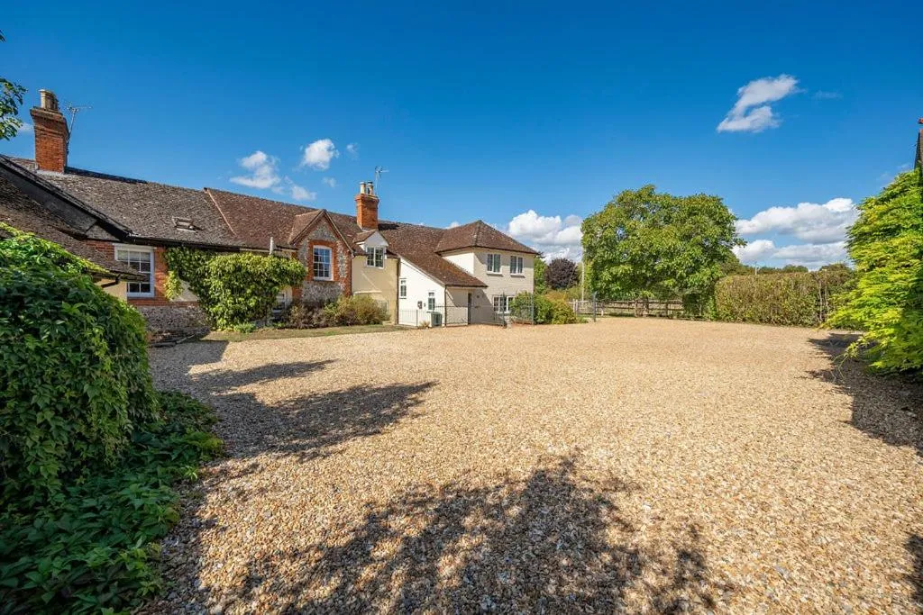 Property building in Cleaver Cottage