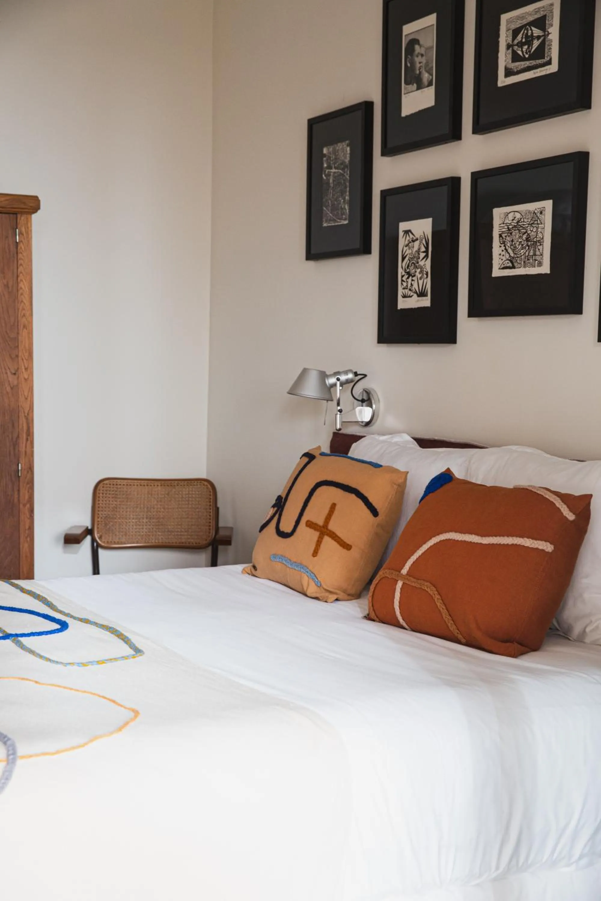 Bedroom, Bed in Suites The Marcel