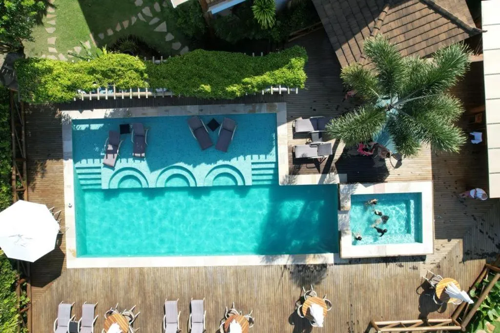 Swimming pool in Carapitangui Pousada