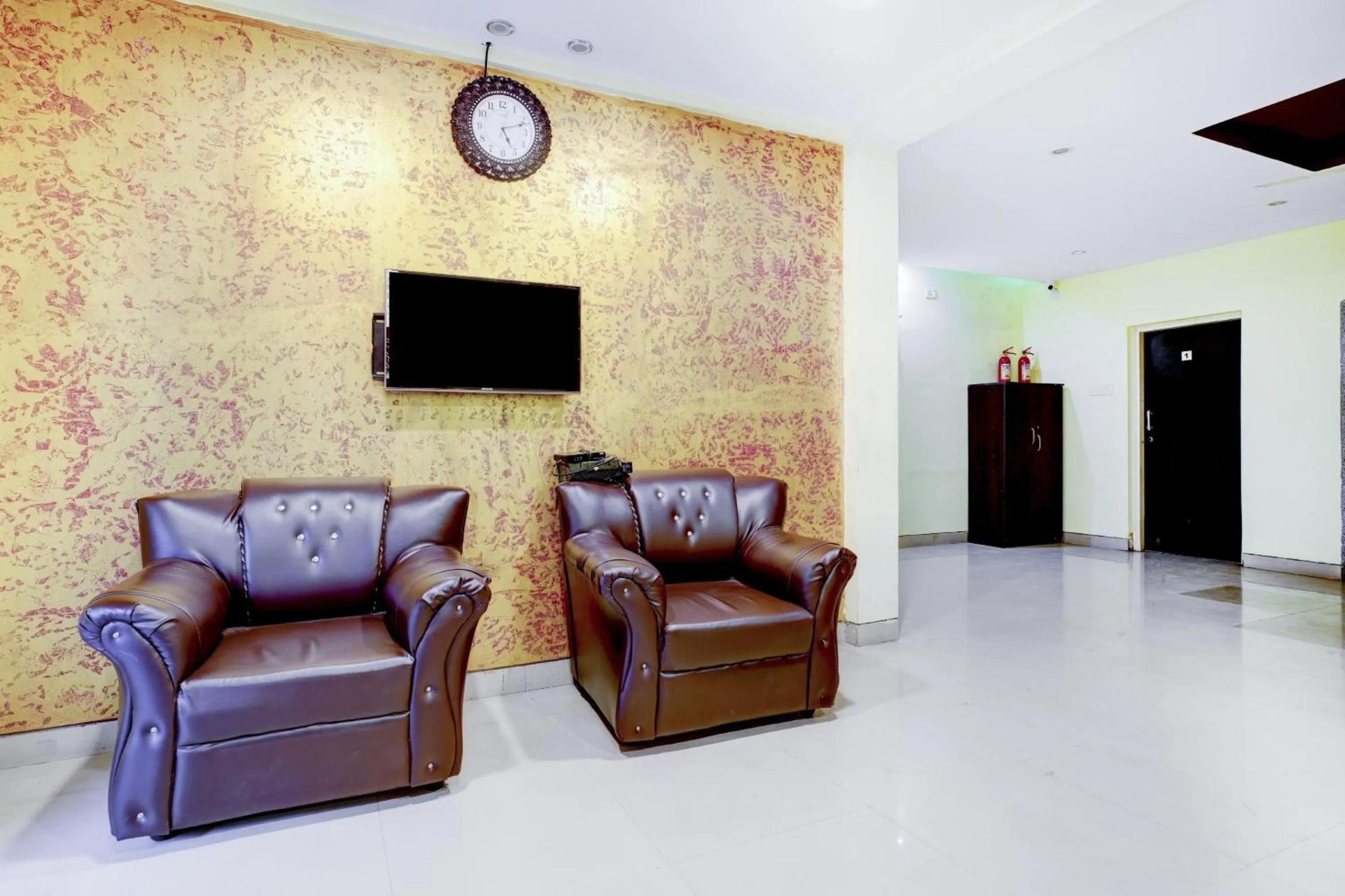 Lobby or reception in Hotel O Imperial Guest House