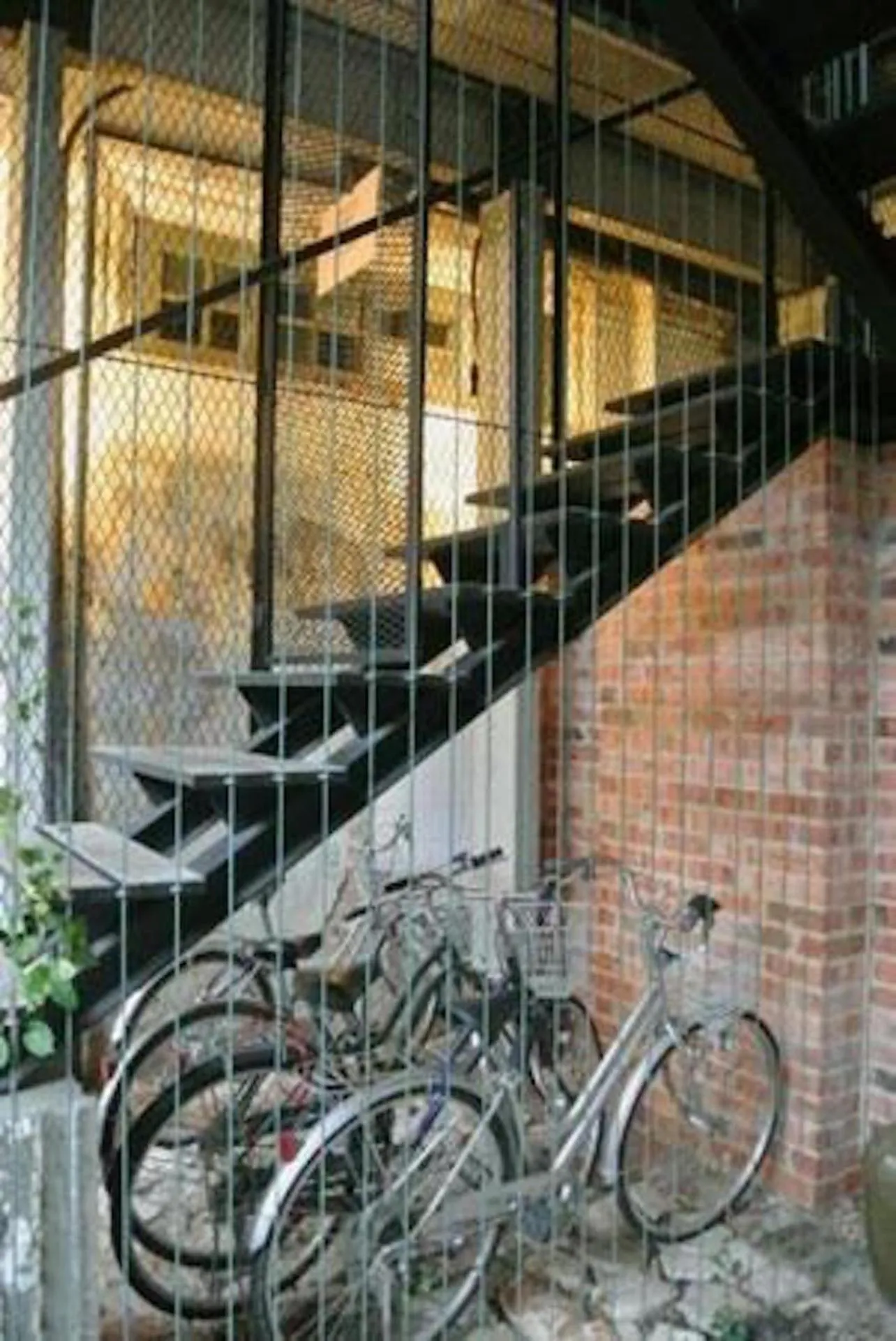 Facade/entrance in Belakang KongHeng By DreamScape