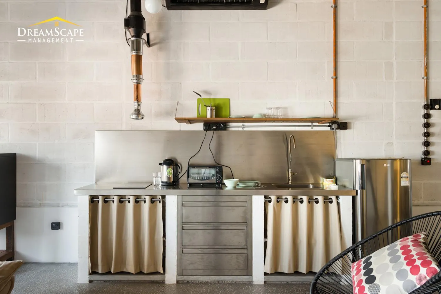 Kitchen or kitchenette in Belakang KongHeng By DreamScape