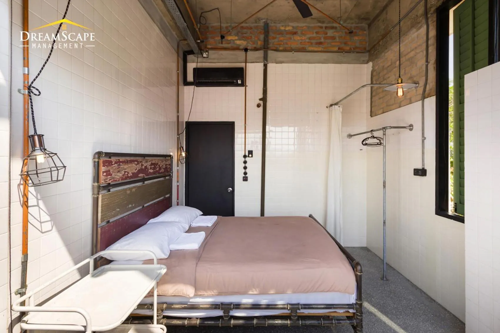 Bed in Belakang KongHeng By DreamScape