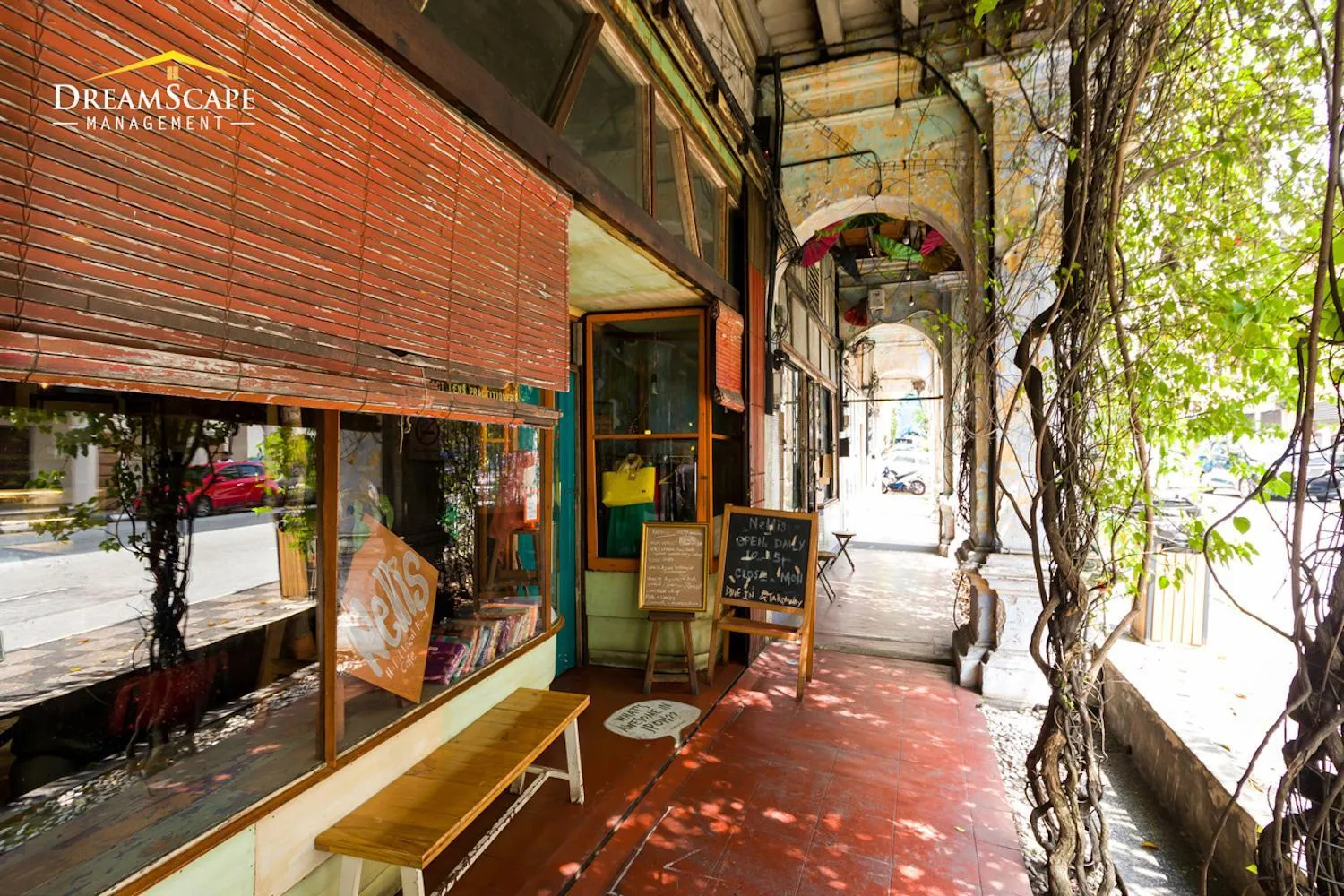 Other in Belakang KongHeng By DreamScape