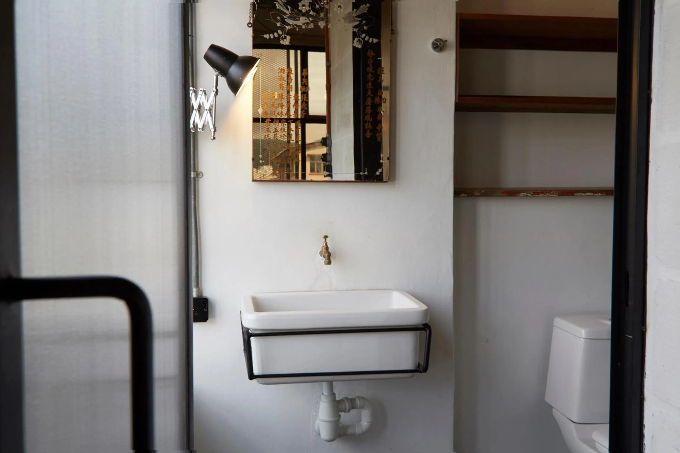 Bathroom in Belakang KongHeng By DreamScape