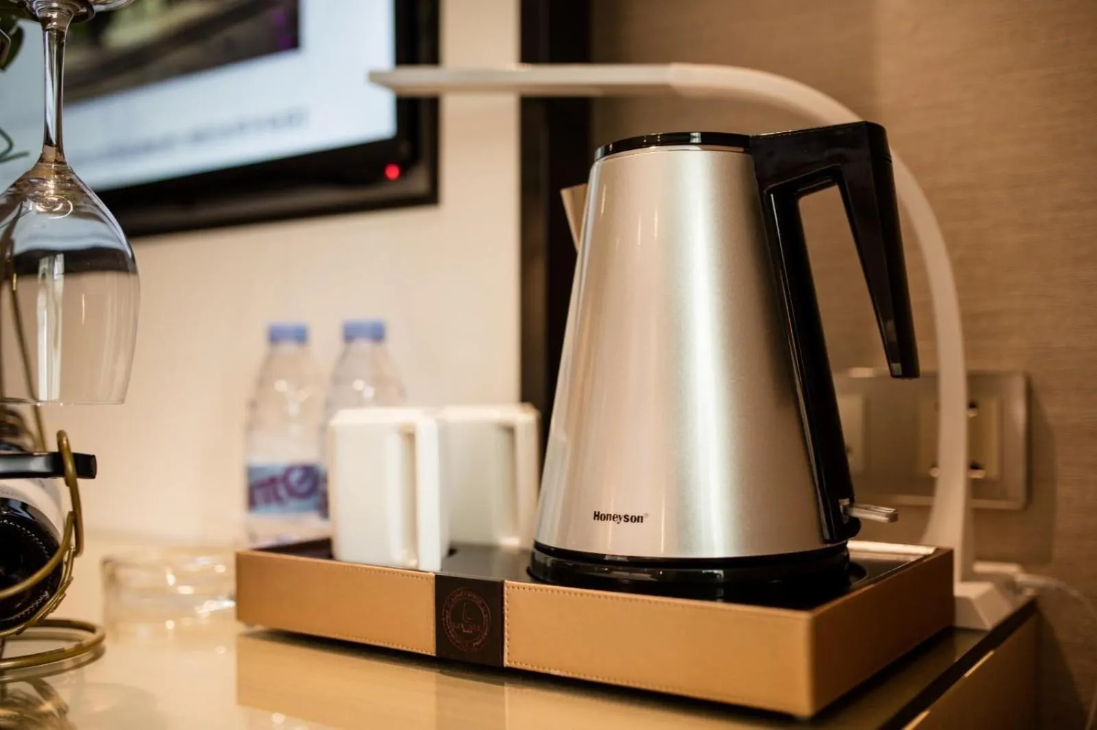 Lavande Hotels·Shenzhen North Railway Station Bantian Metro Station