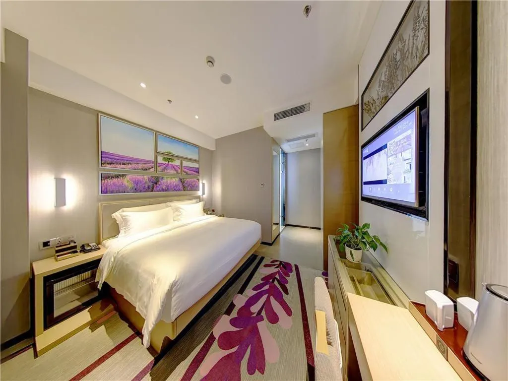 Bed in Lavande Hotel Chengdu Dafeng Shixi Park Subway Station