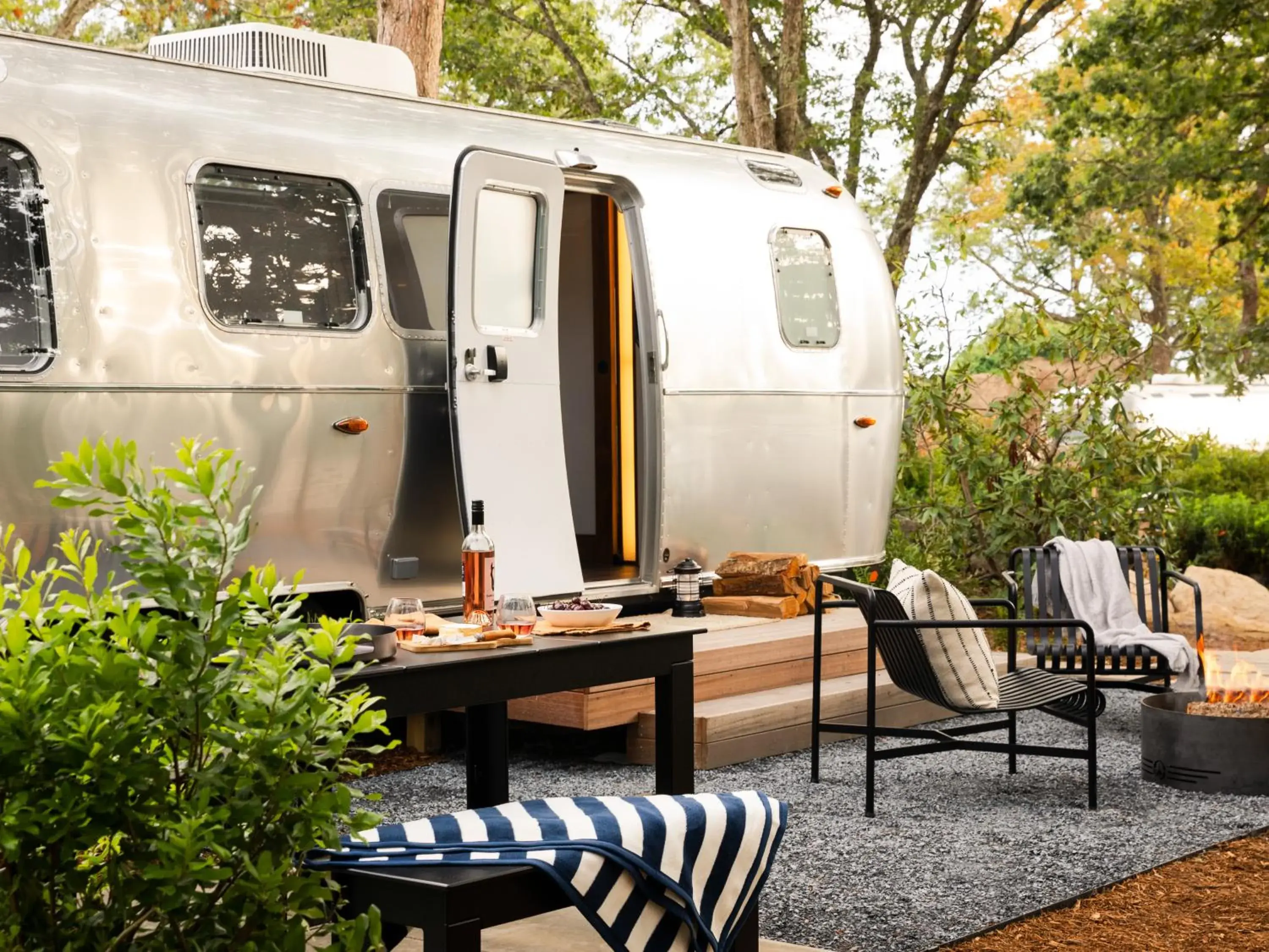 Deluxe Queen Suite in AutoCamp Cape Cod Deluxe Queen Suite in AutoCamp Cape Cod