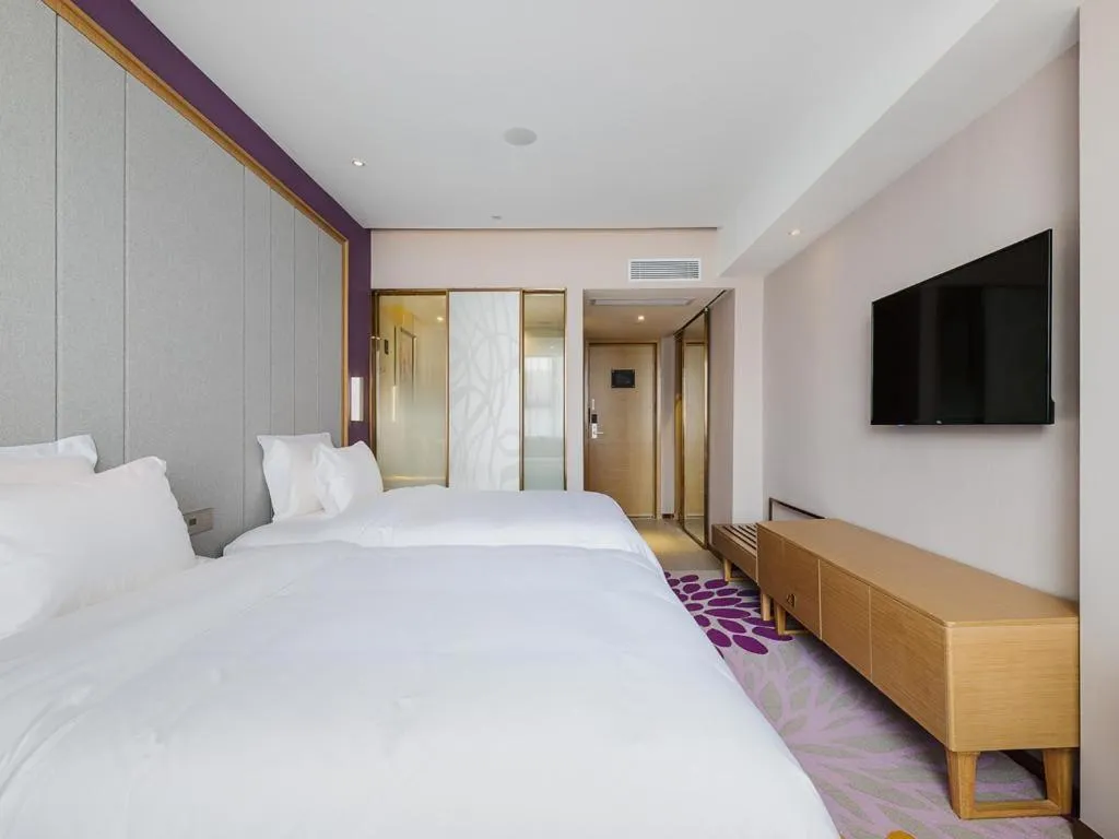 Lavande Hotels·Guangzhou Fangcun Jiaokou Metro Station