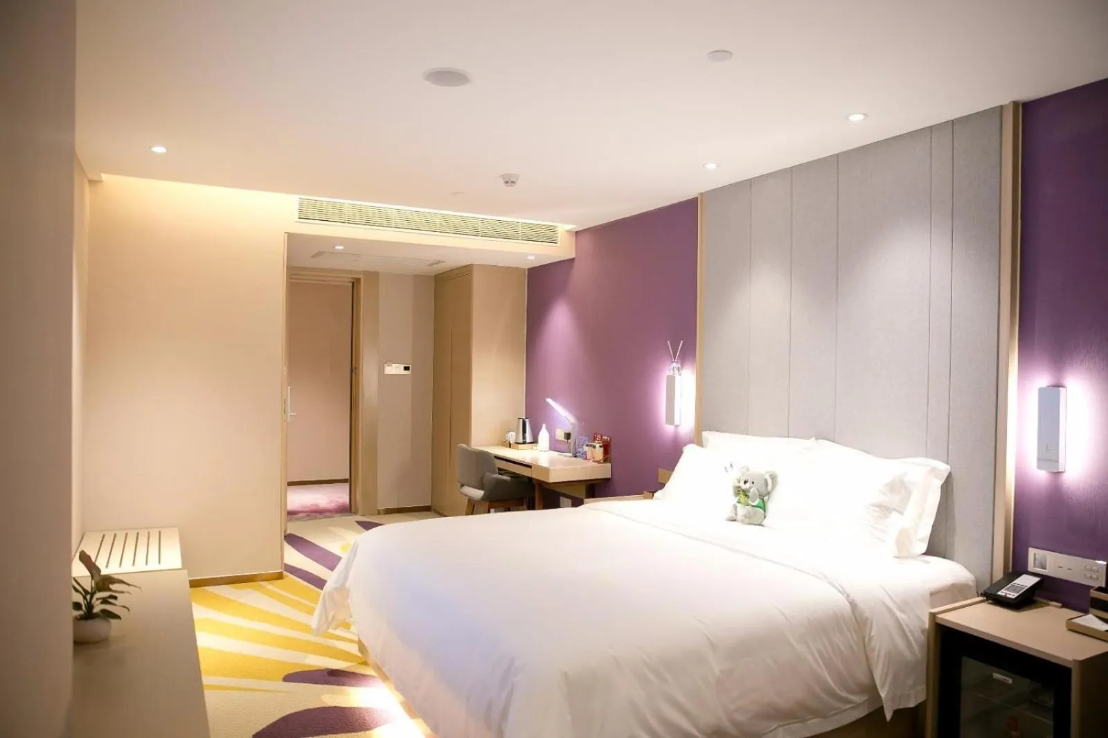 Bed in Lavande Hotels·Shenzhen North Railway Station Longhua Yicheng Center