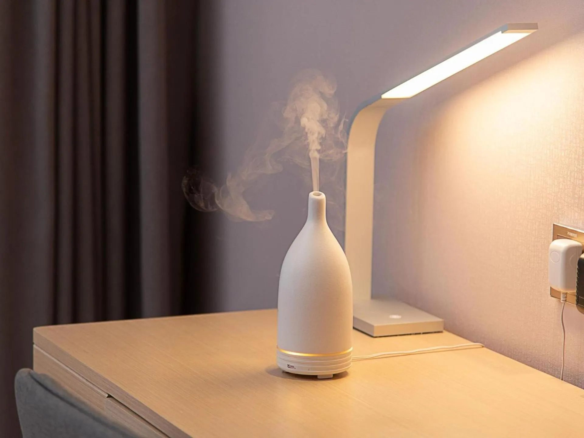 Lavande Hotel Guangzhou Beijing Road Pedestrian Street Haizhu Square Metro Station Branch - Free Deliver Service to Canton Fair Complex During Canton Fair Period