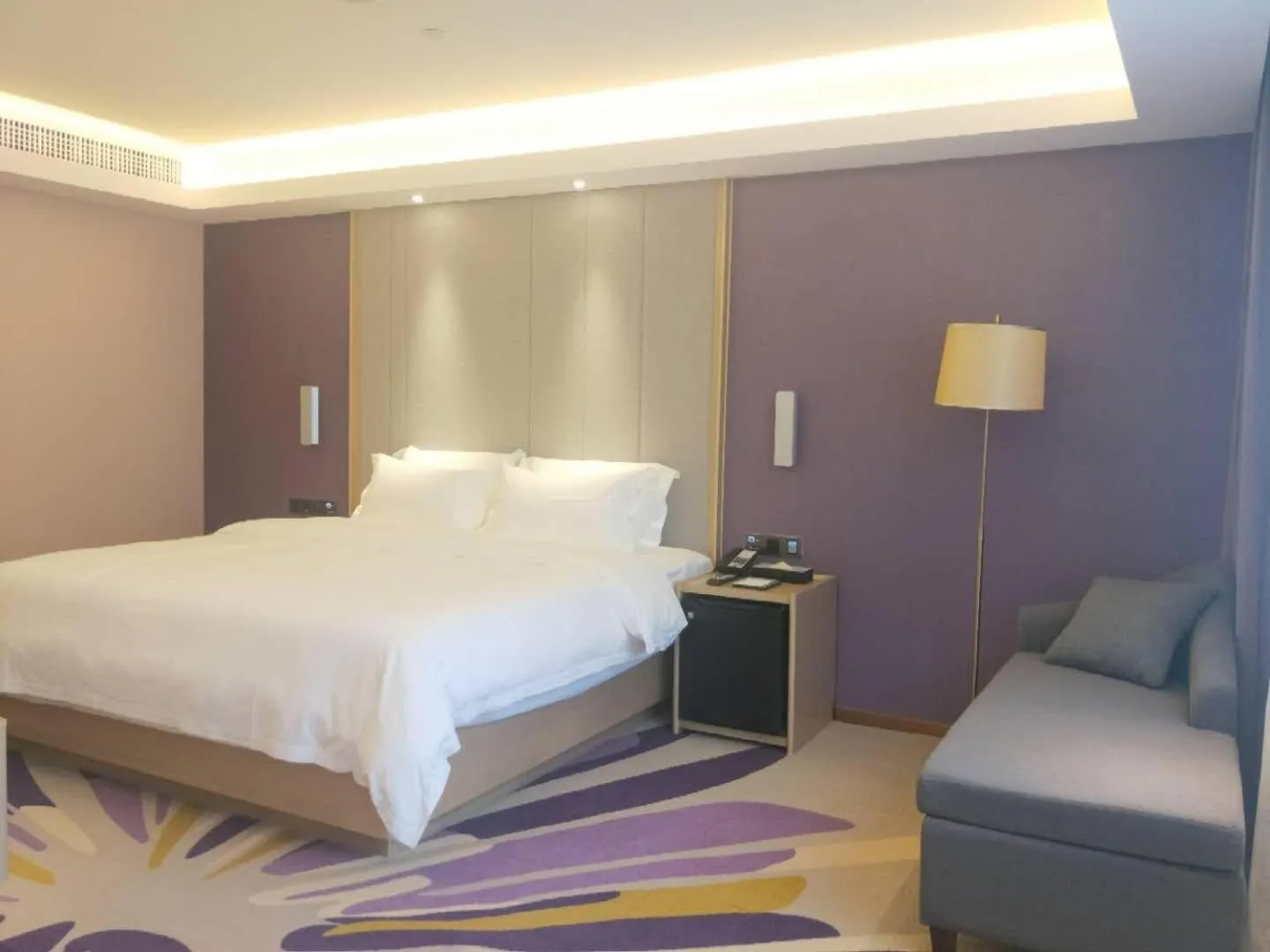 Bed in Lavande Hotels·Guilin Central Square Elephant Trunk Hill Scenic Area