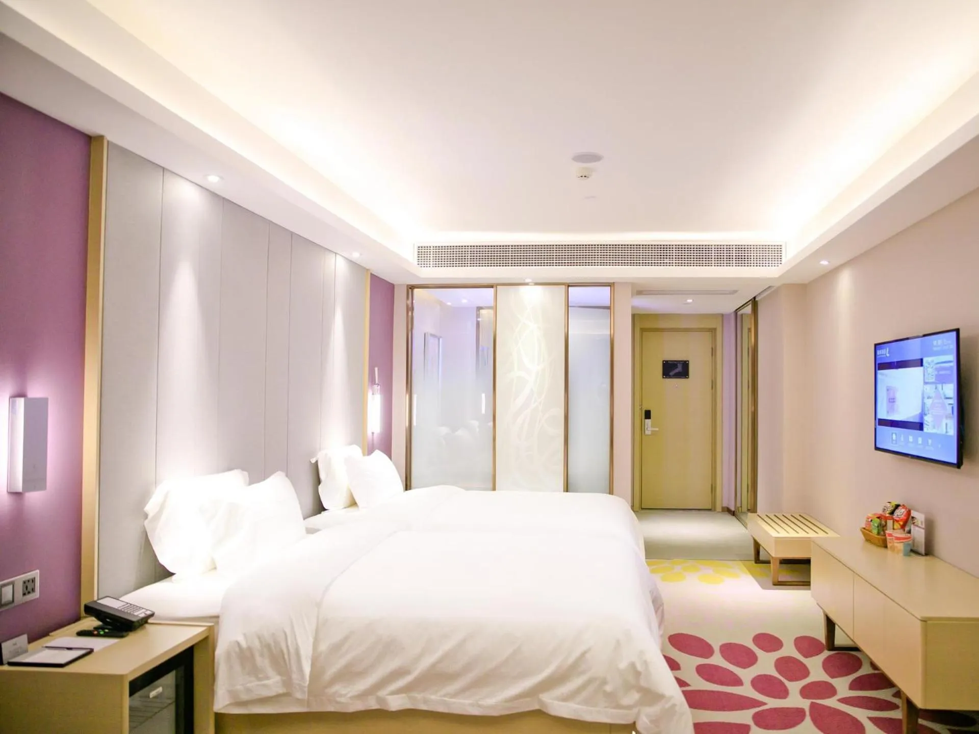 Bed in Lavande Hotels·Shenzhen North Railway Station Longhua Bus Terminal