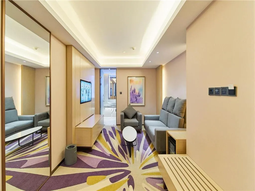 Lavande Hotels·Foshan West Railway Station Luocun