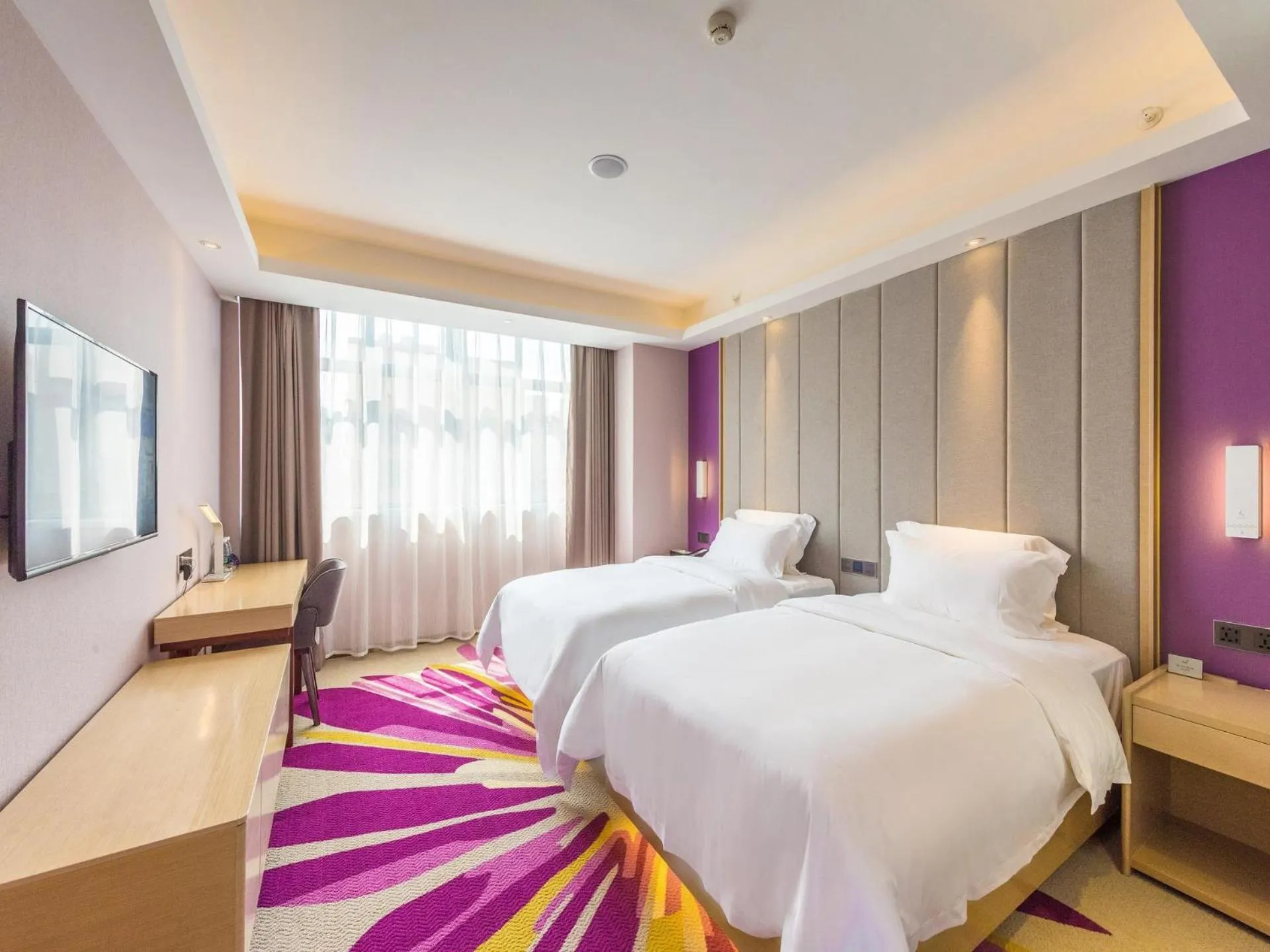 Lavande Hotels·Foshan Zhoucun Ligang Road Xunfenggang Metro Station