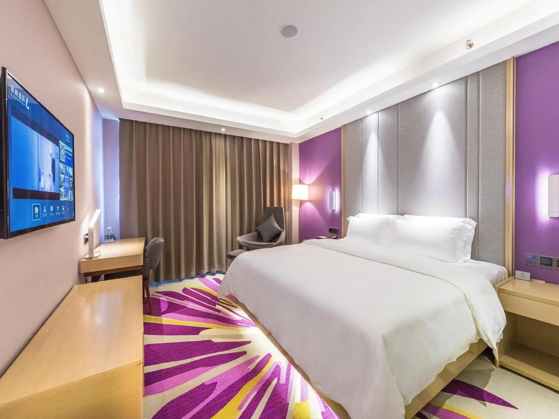 Lavande Hotels·Foshan Zhoucun Ligang Road Xunfenggang Metro Station