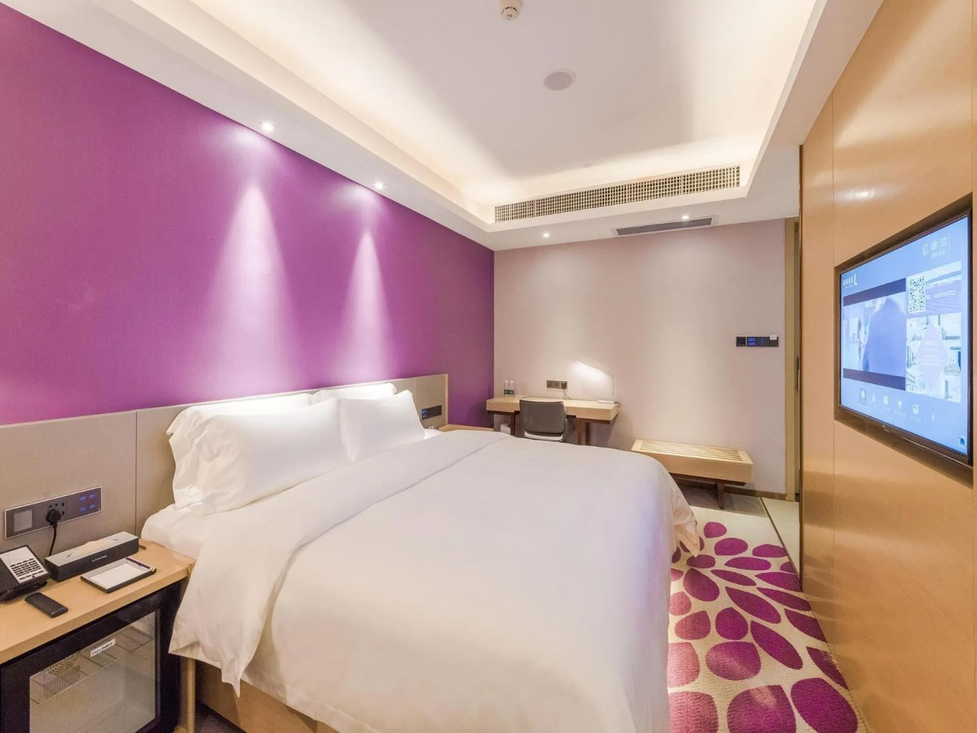 Lavande Hotels·Foshan Zhoucun Ligang Road Xunfenggang Metro Station