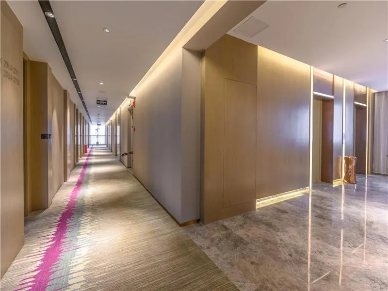 Lavande Hotel Chengdou Qingbai River Phoenix Lake