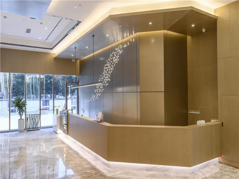 Lavande Hotel Chengdou Qingbai River Phoenix Lake