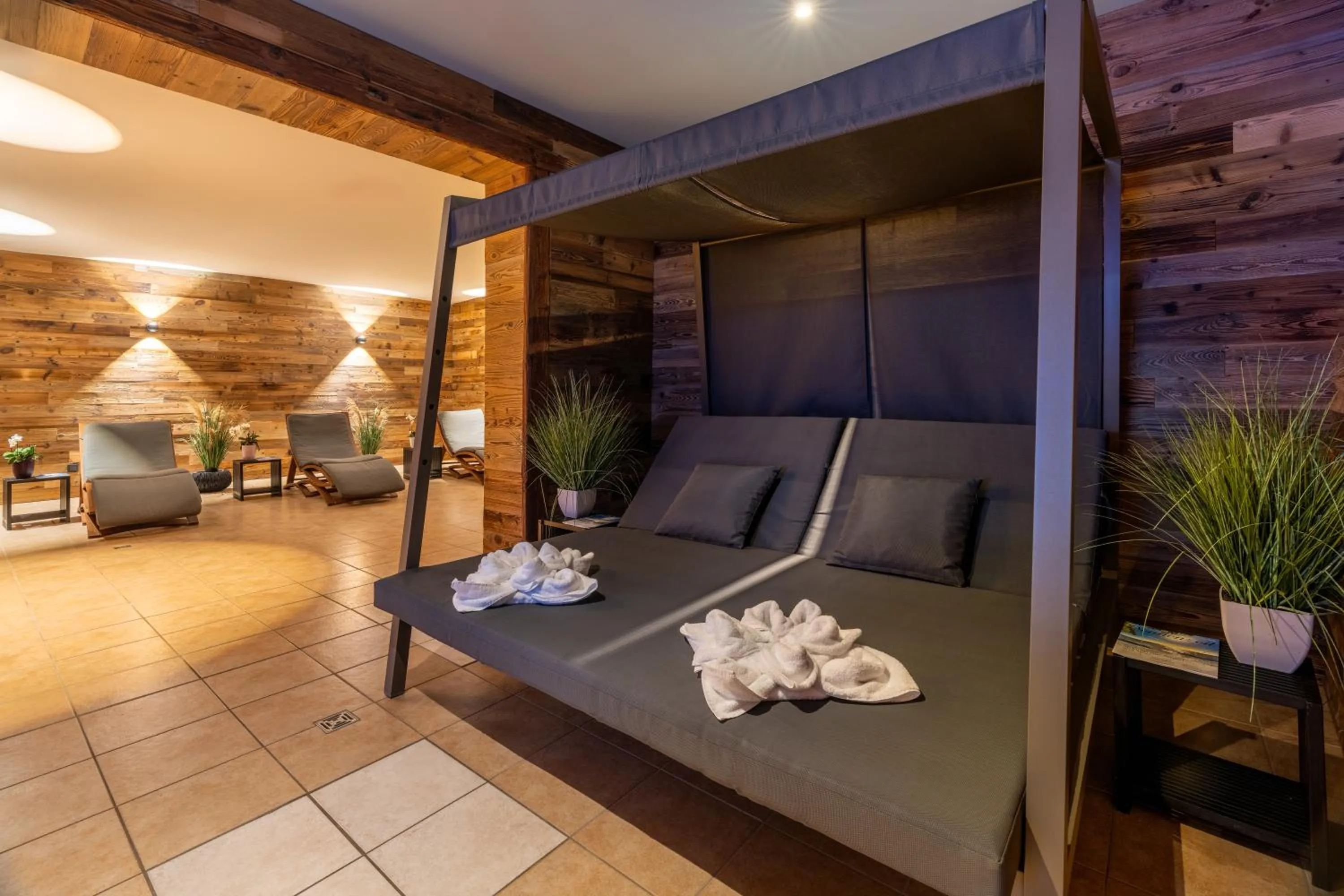 Swimming pool in SEETELHOTEL Ostseehotel das Entdeckerhotel an der Ostsee und der perfekte Startpunkt für Ihre Inselabenteuer