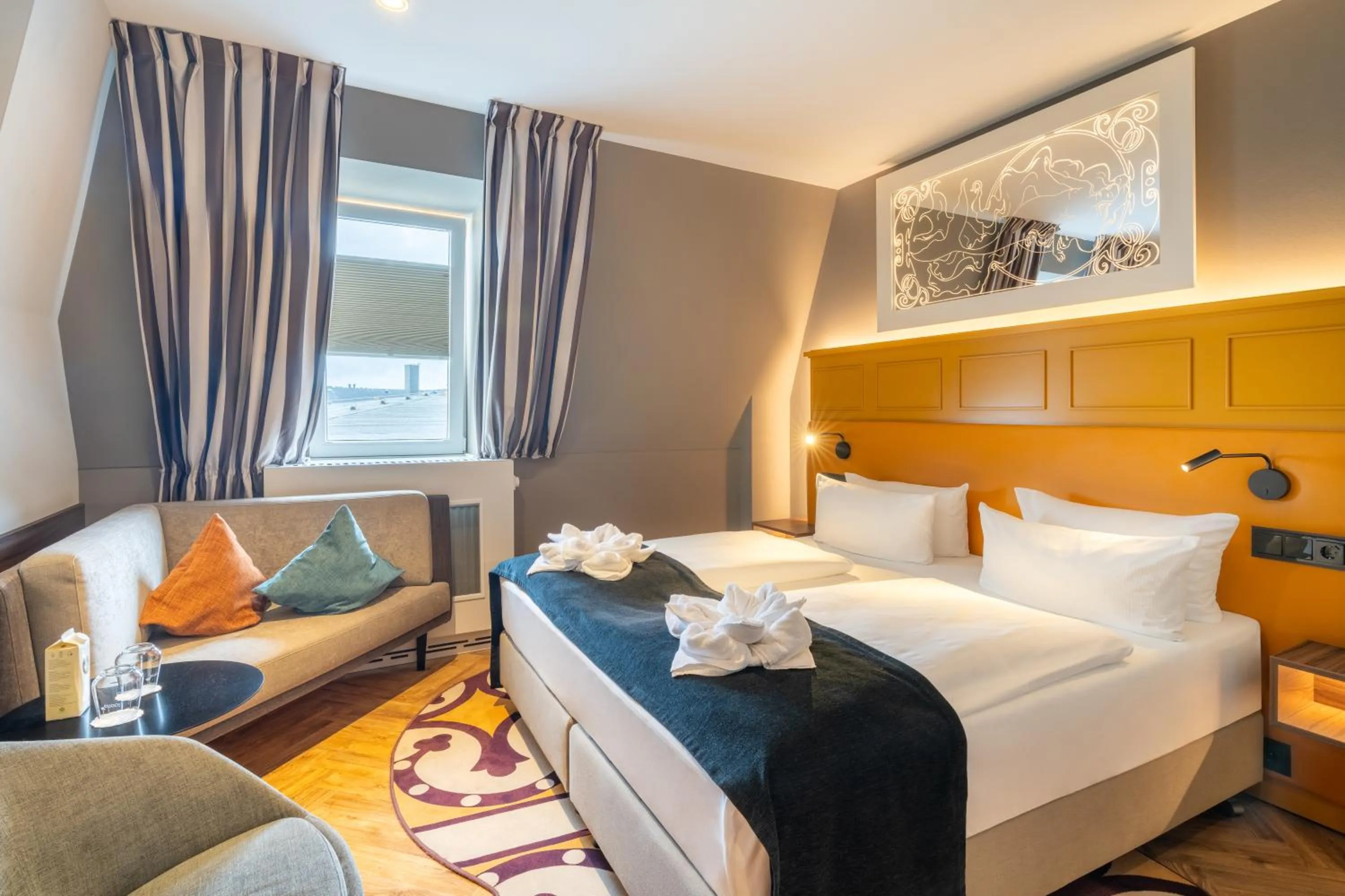 Photo of the whole room, Bed in SEETELHOTEL Ostseehotel das Entdeckerhotel an der Ostsee und der perfekte Startpunkt für Ihre Inselabenteuer