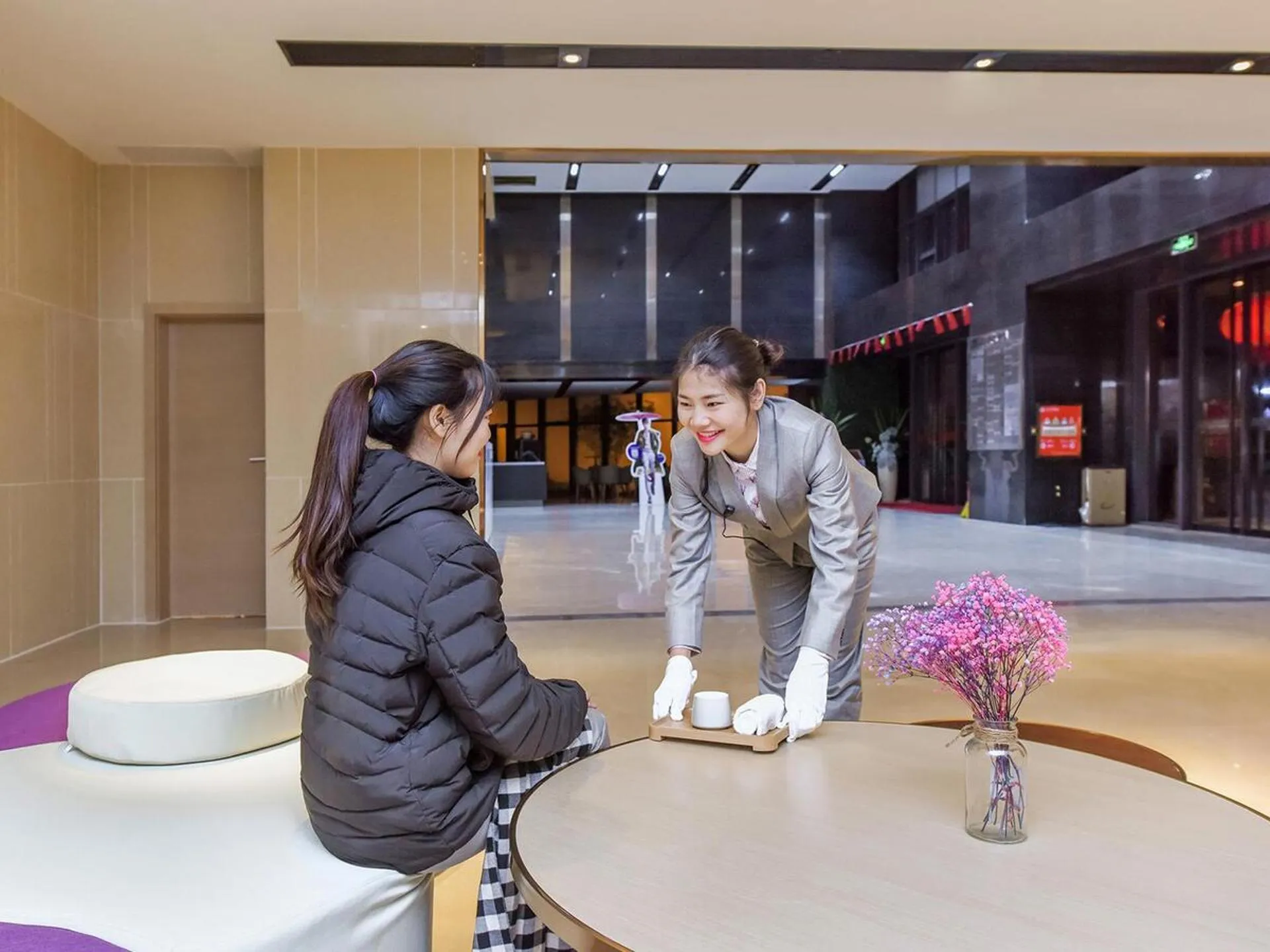 Lavande Hotel Chongqing Nanping Pedestrian Street Convention and Exhibition Center