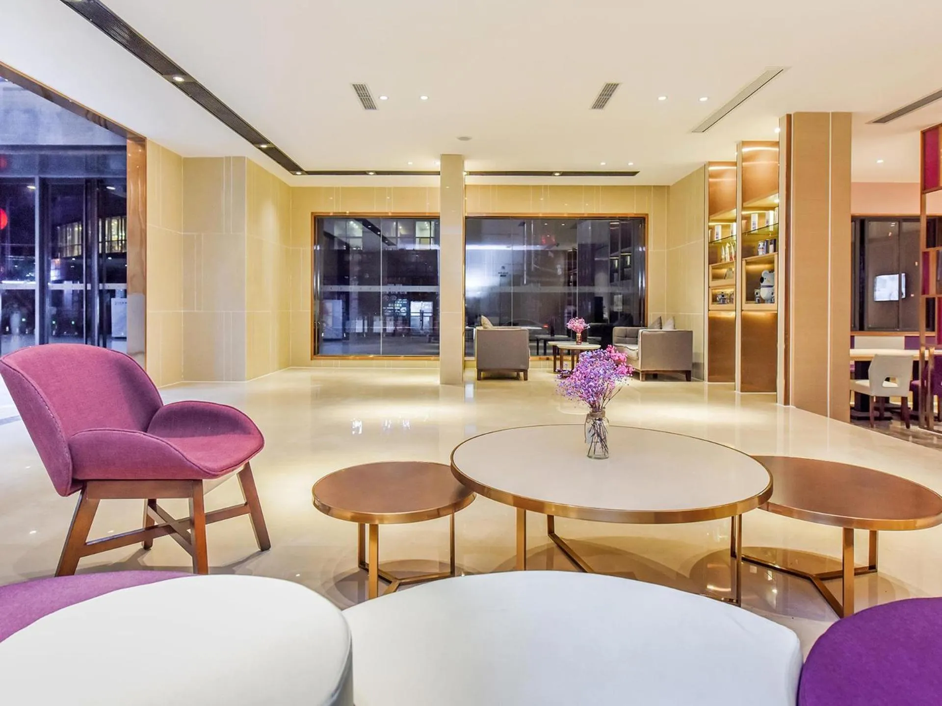 Lavande Hotel Chongqing Nanping Pedestrian Street Convention and Exhibition Center