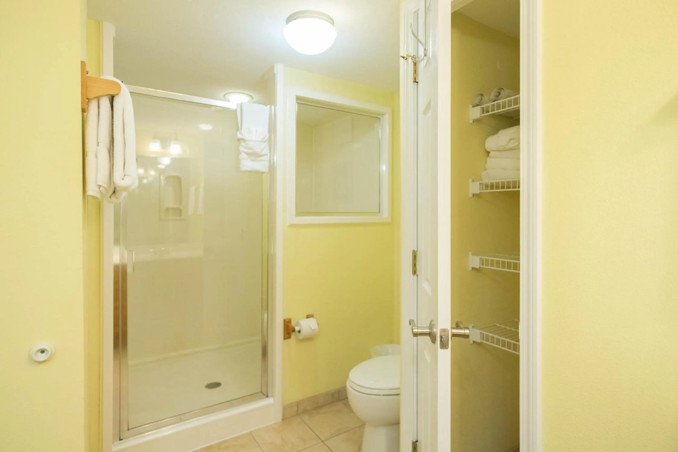 Shower in GetAways at Soundside Holiday Beach Resort