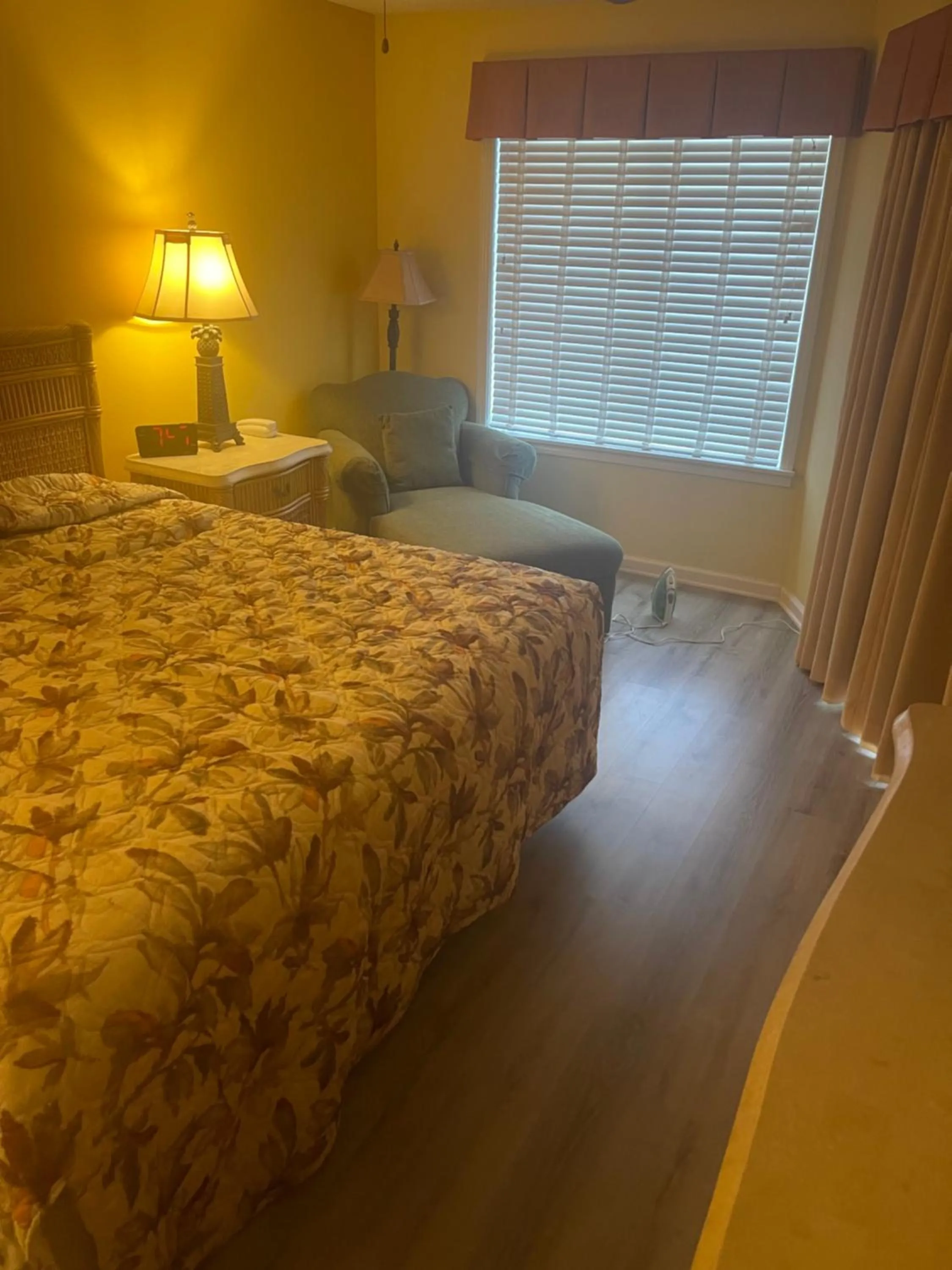 Bedroom, Bed in GetAways at Soundside Holiday Beach Resort