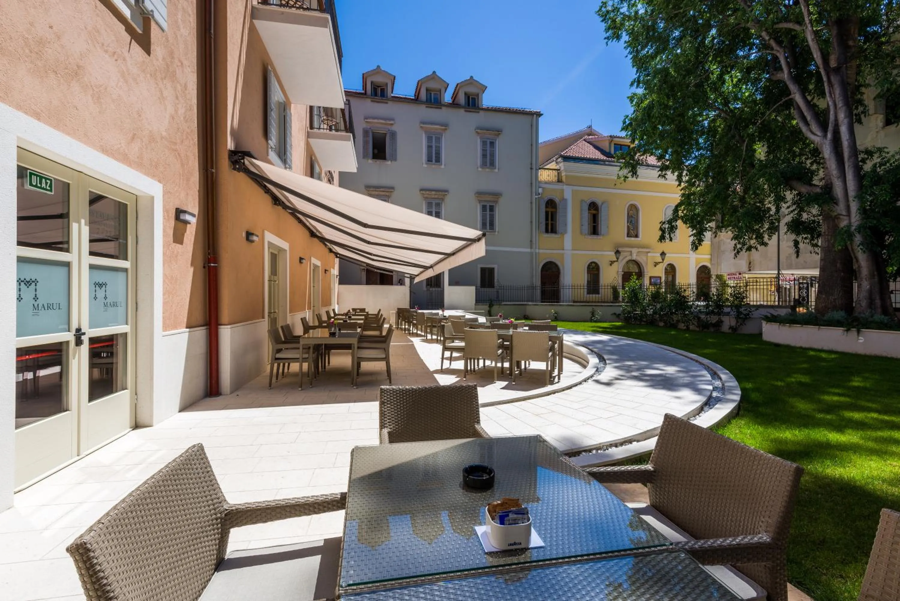 Garden in Hotel Marul