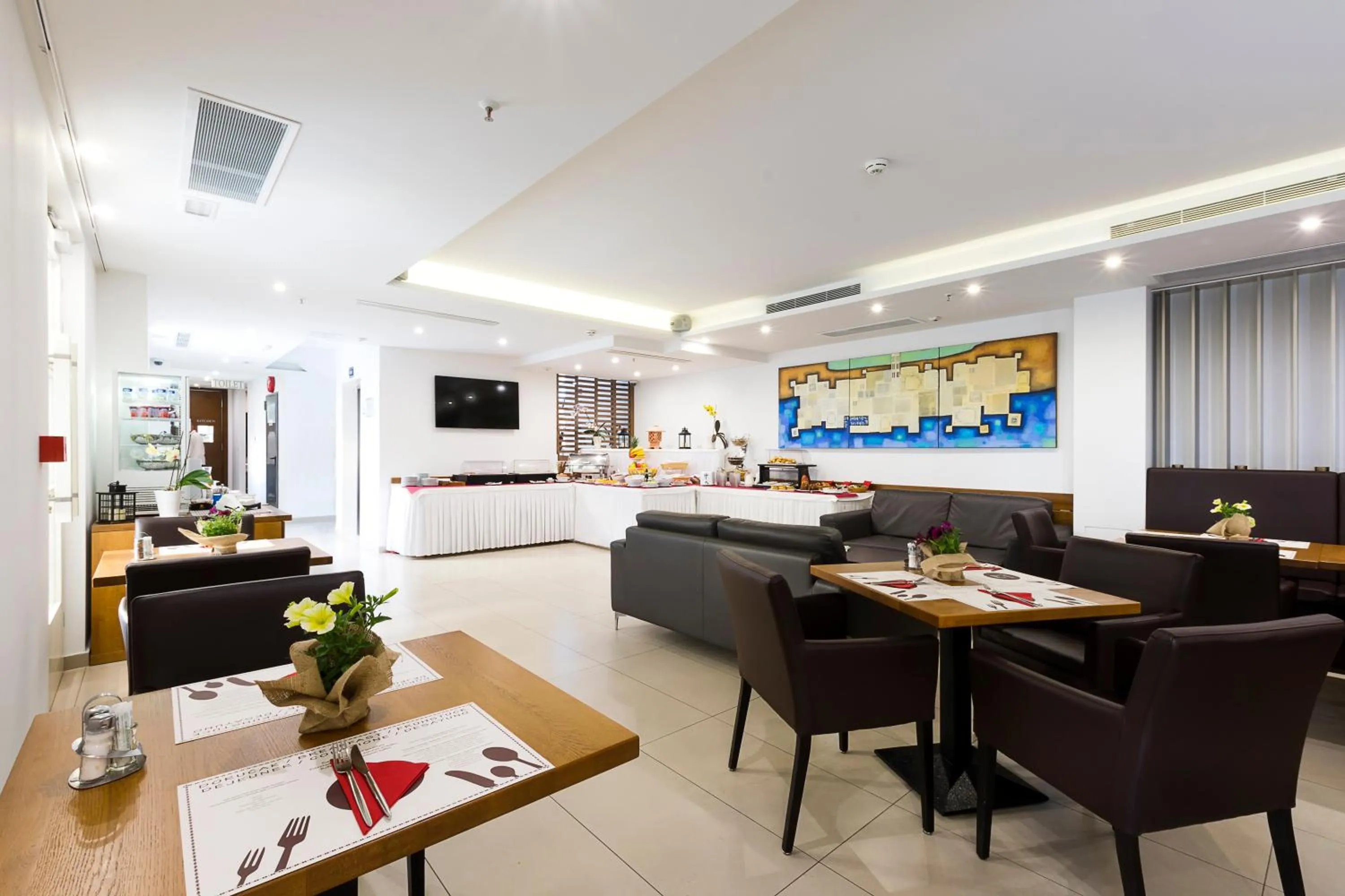 Restaurant/places to eat in Hotel Marul