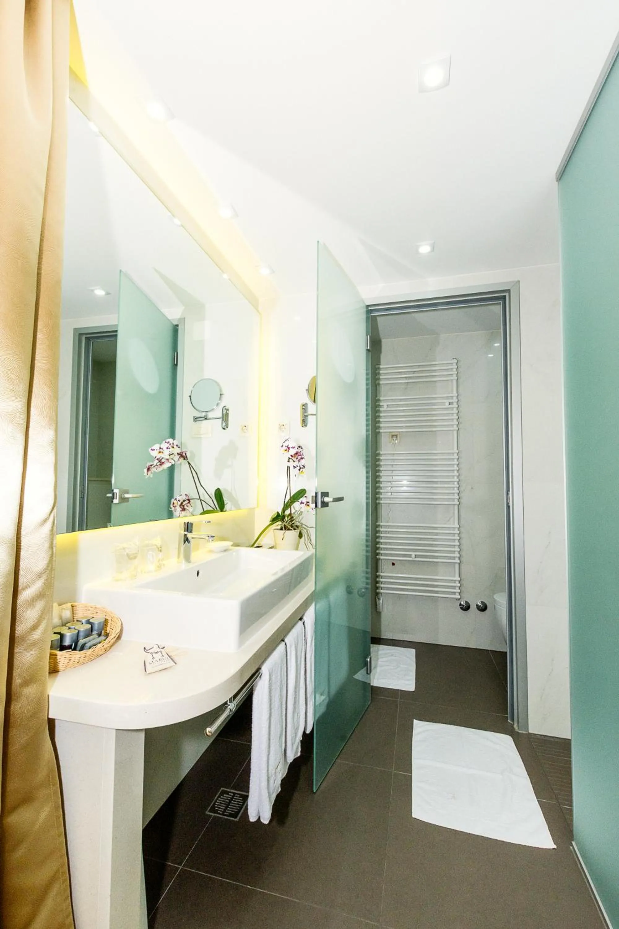 Bathroom in Hotel Marul