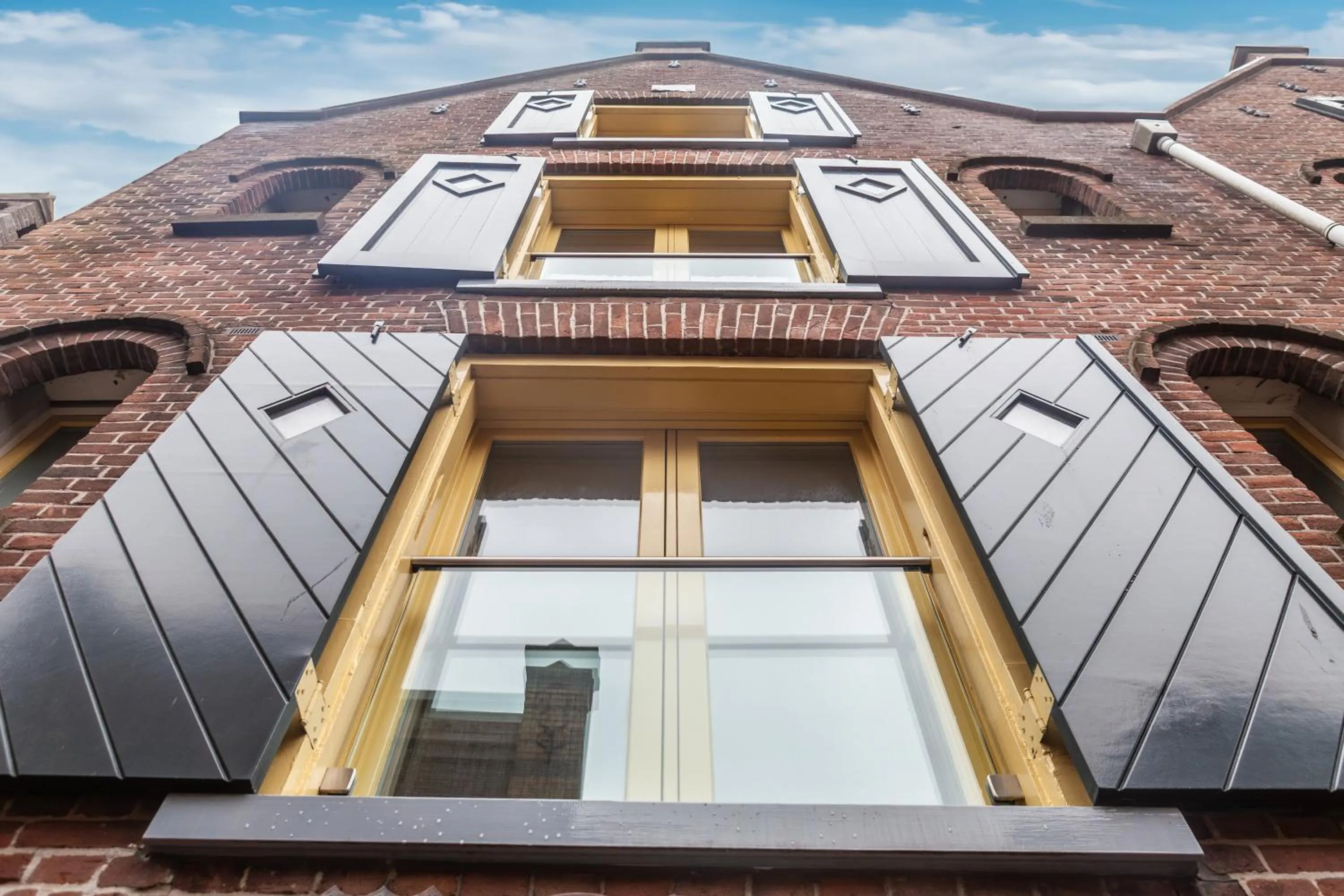 Property building in Kings Inn City Hotel Alkmaar